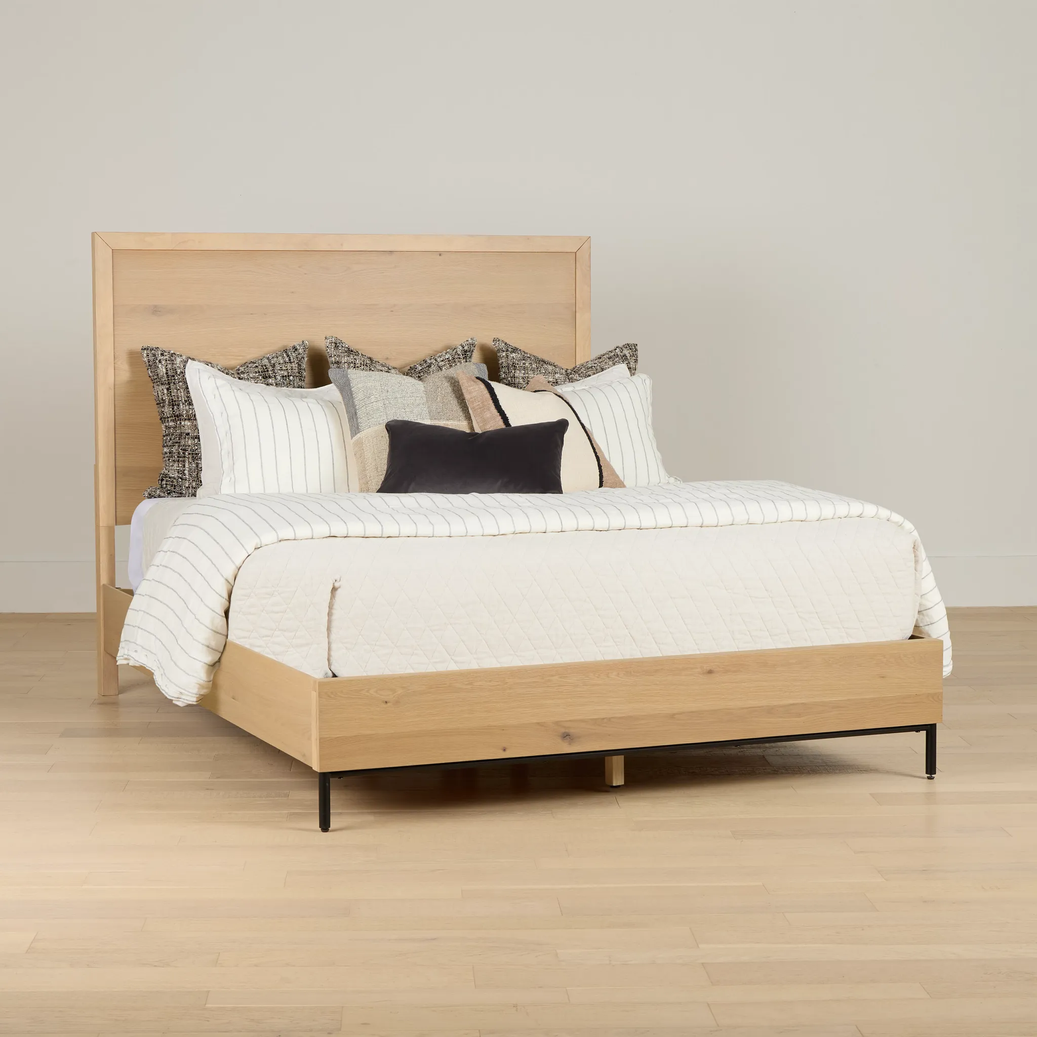 Highland Light Tone Panel Bed
