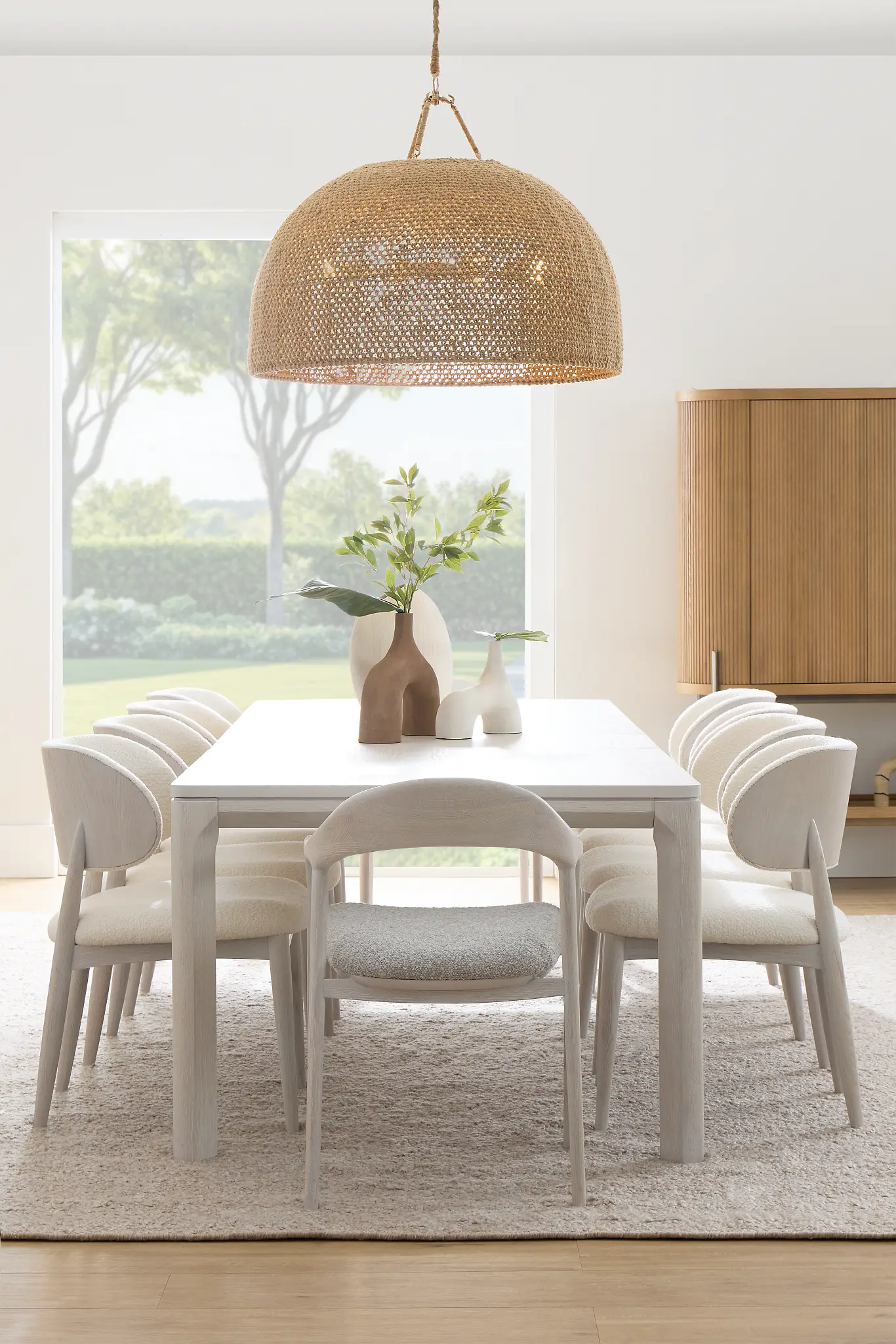 Why Accent Chairs Work at the Table Ends?