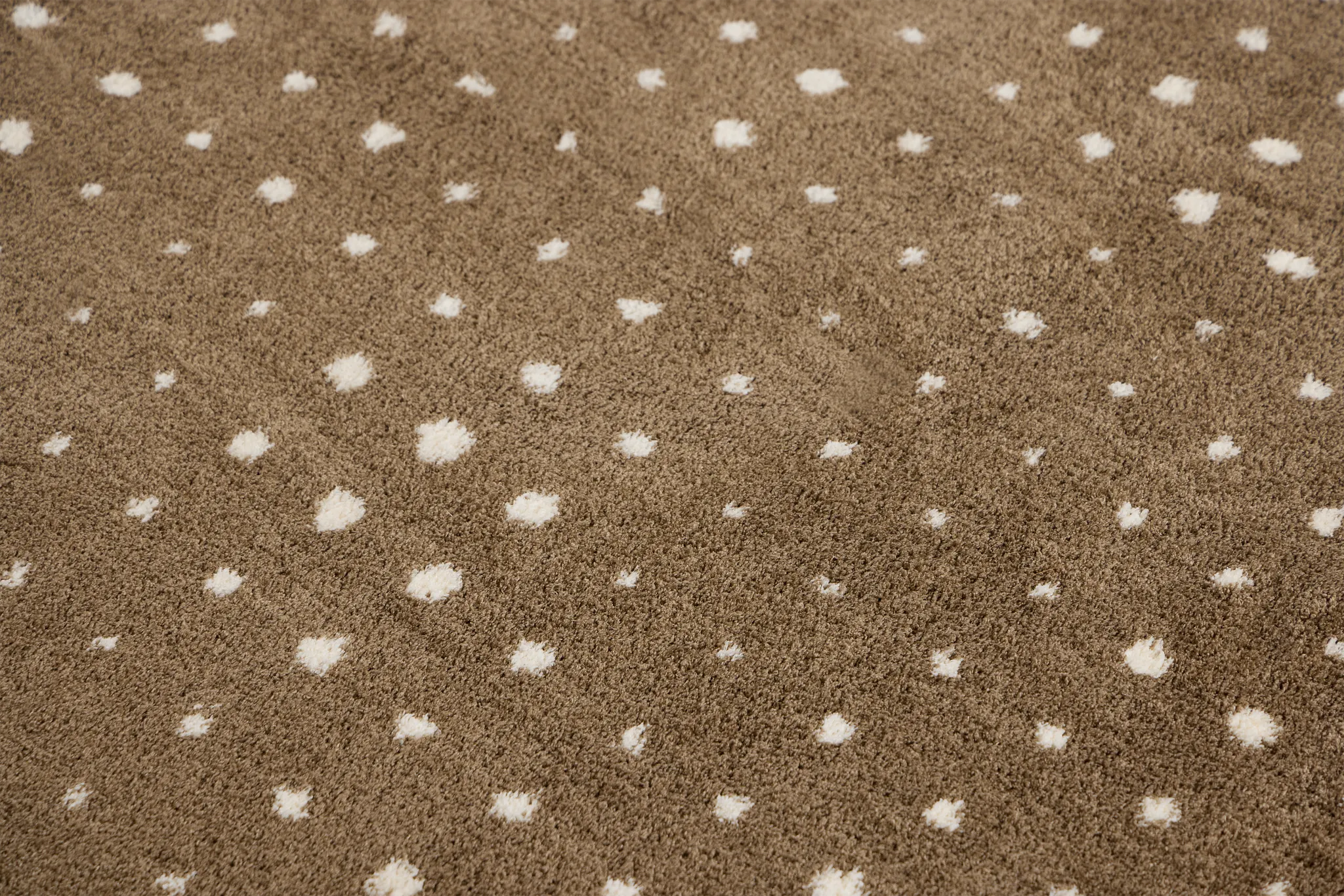 Lazare Brown 5x7 Area Rug