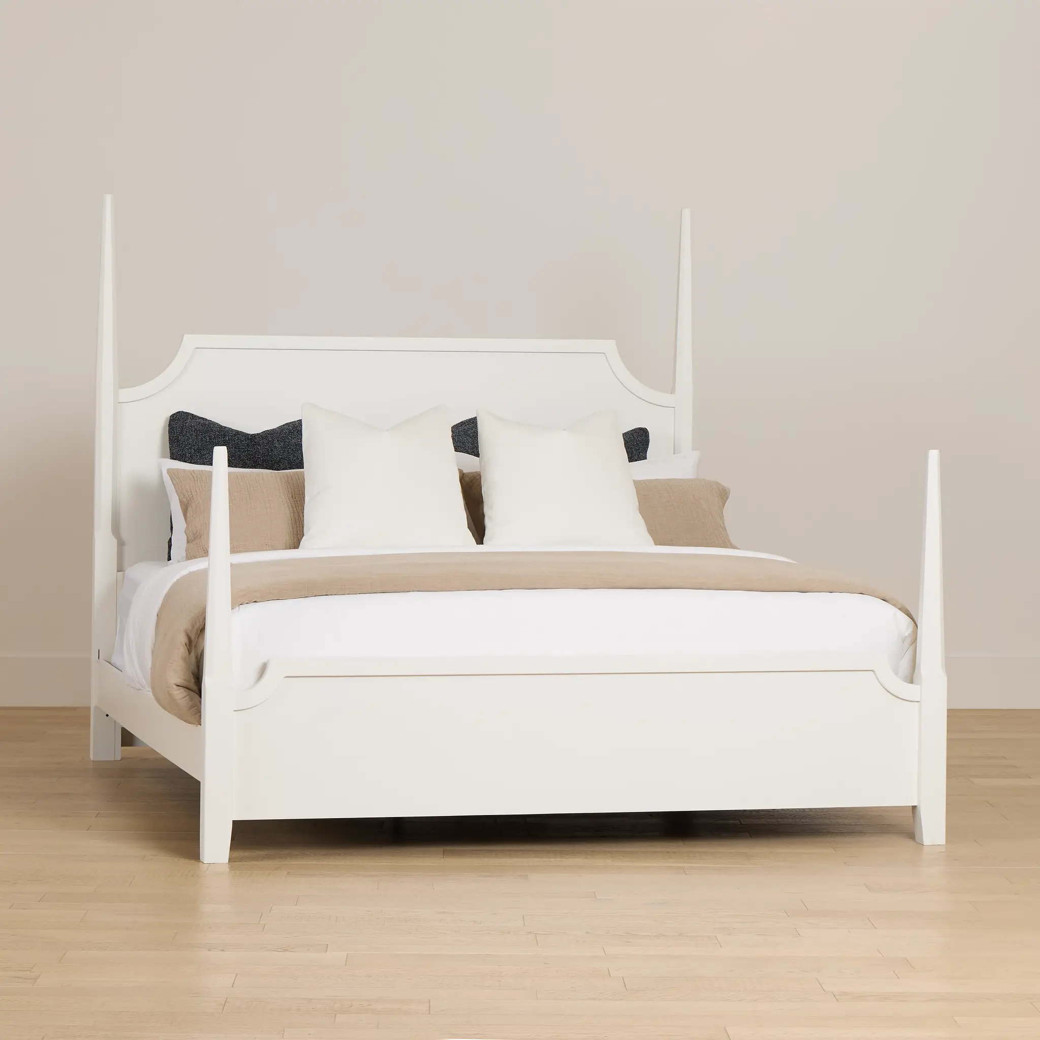 Carolina White Poster Bed Carolina White Poster Bed