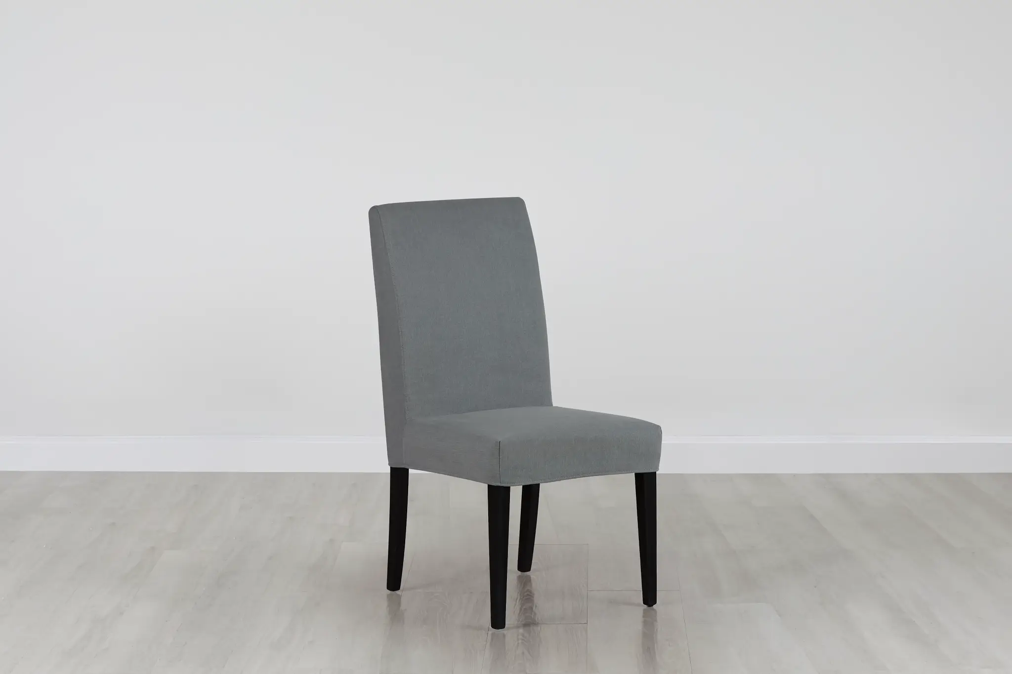 Destination Light Gray Short Slipcover Chair With Dark-tone Leg Destination Light Gray Short Slipcover Chair With Dark-tone Leg