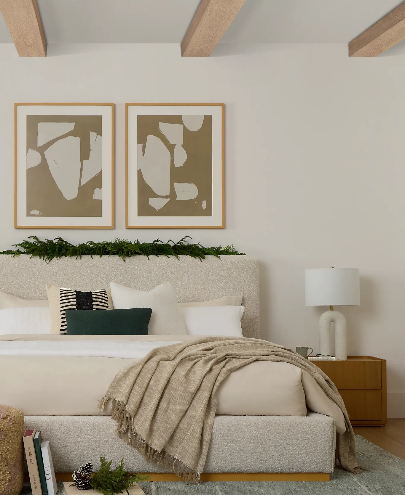 Cozy Bedroom Decor Ideas for the Holidays