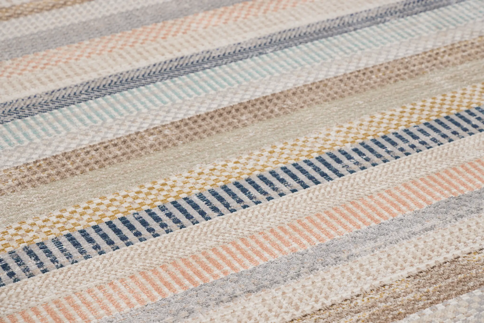 Lindy Ivory 5x7 Area Rug Lindy Ivory 5x7 Area Rug