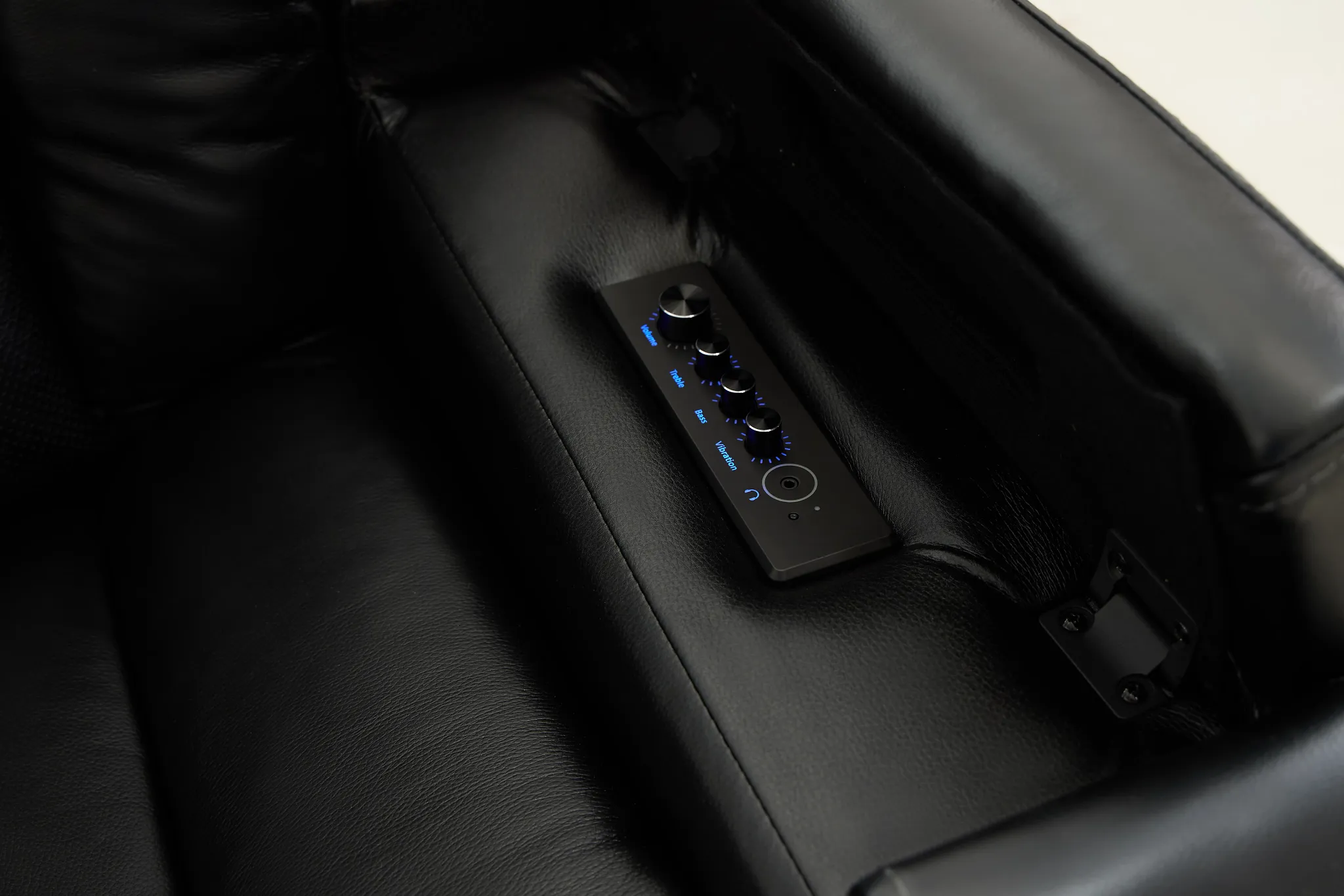 Eclipse Black Lthr/vinyl Power Reclining Sofa W/ Massage