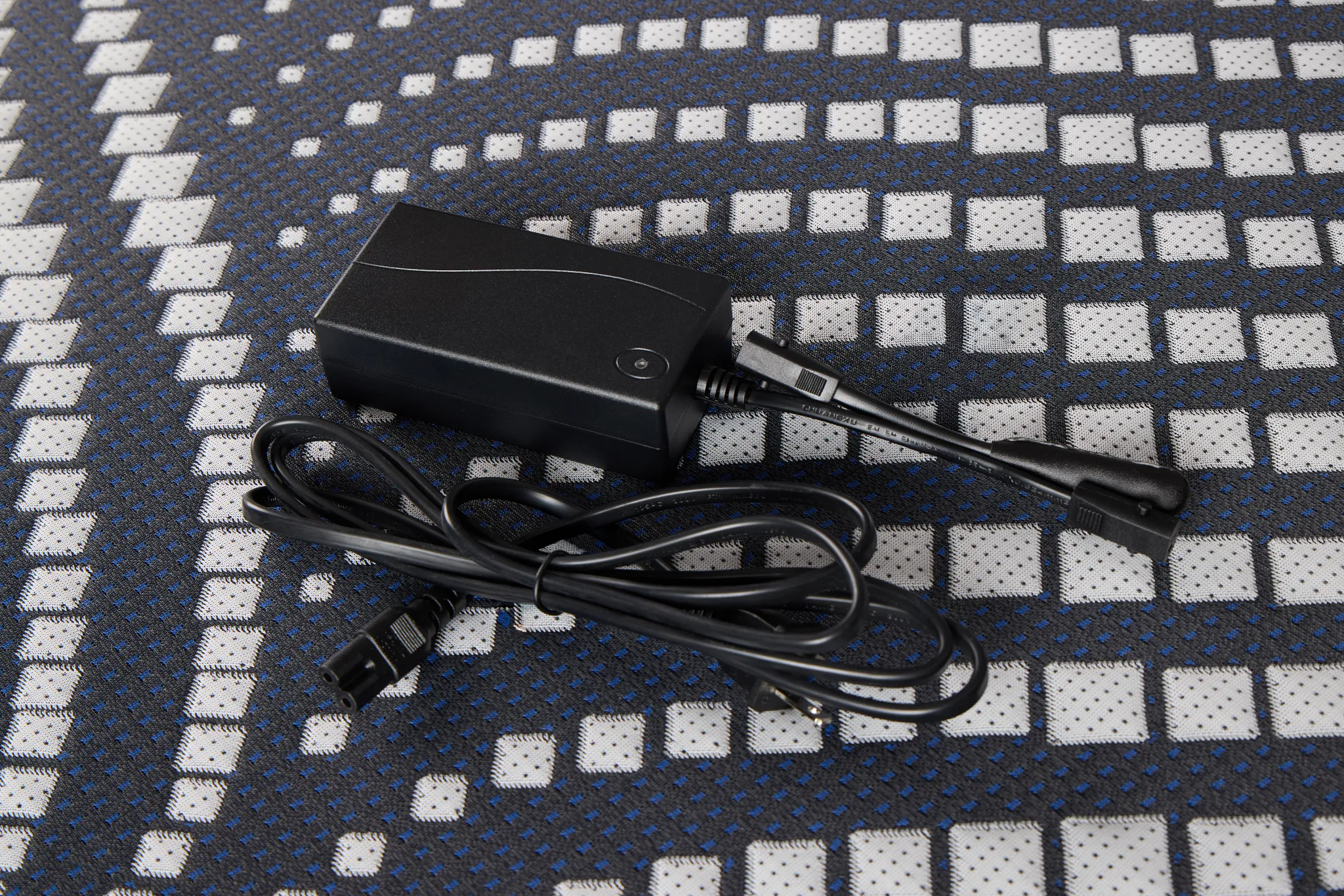 Sealy Posturepedic Plus High Point 14" Firm Ergo Smart Adjustable Mattress Set