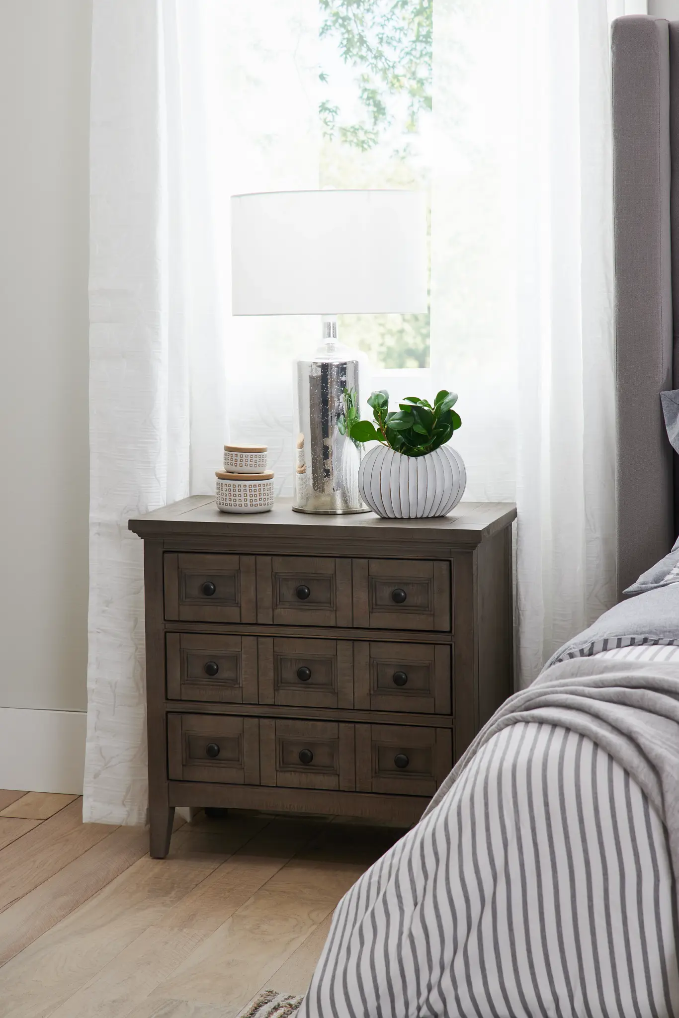 Heron Cove Light Tone Nightstand Heron Cove Light Tone Nightstand