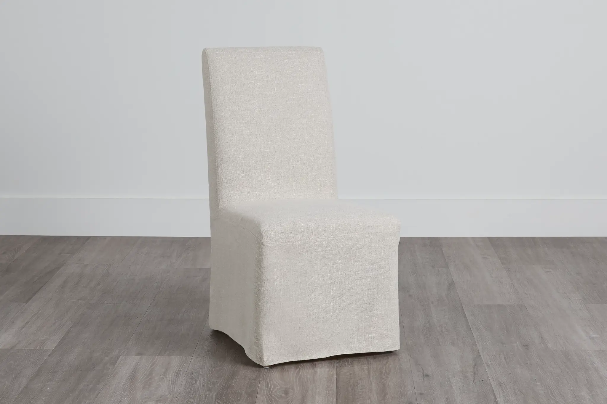 Harbor Light Beige Long Slipcover Chair With Dark-tone Leg Harbor Light Beige Long Slipcover Chair With Dark-tone Leg