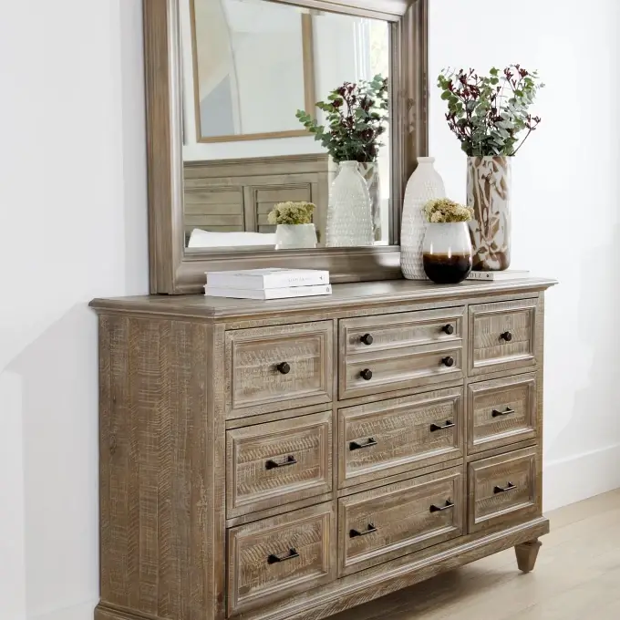 Light Tone Dresser