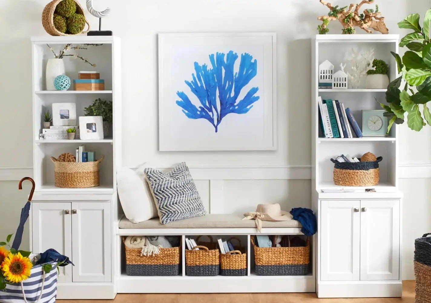 Entryway with Storage Entryway with Storage
