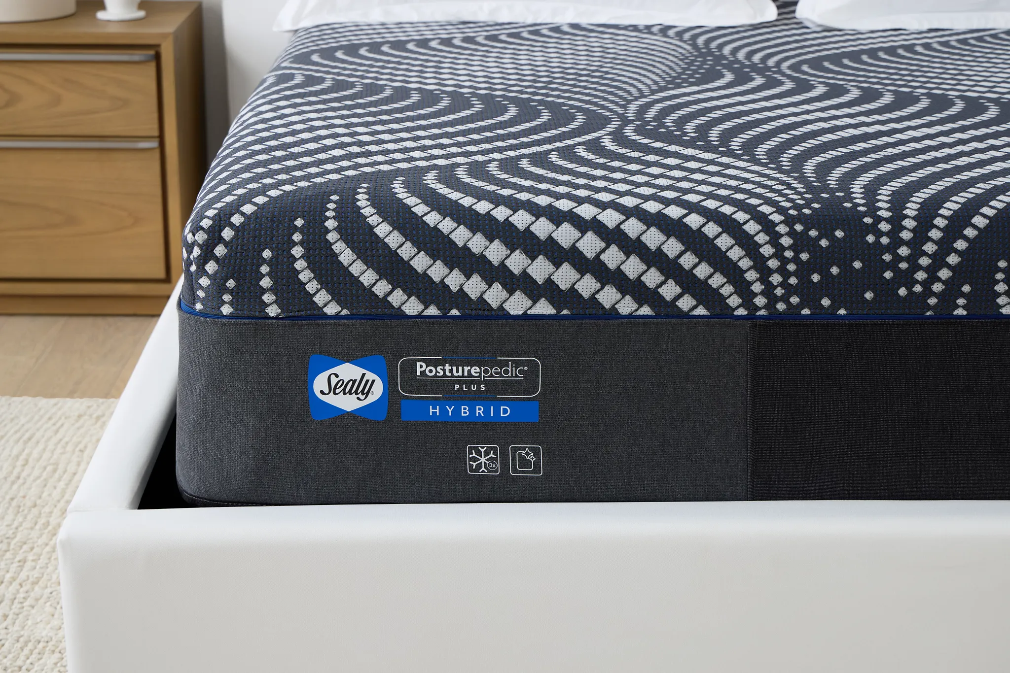 Sealy Posturepedic Plus High Point 14" Soft Hybrid Mattress