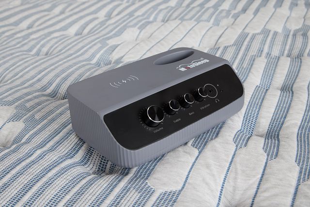 Kevin Charles By Sealy Signature Medium Elite Adjustable Mattress Set