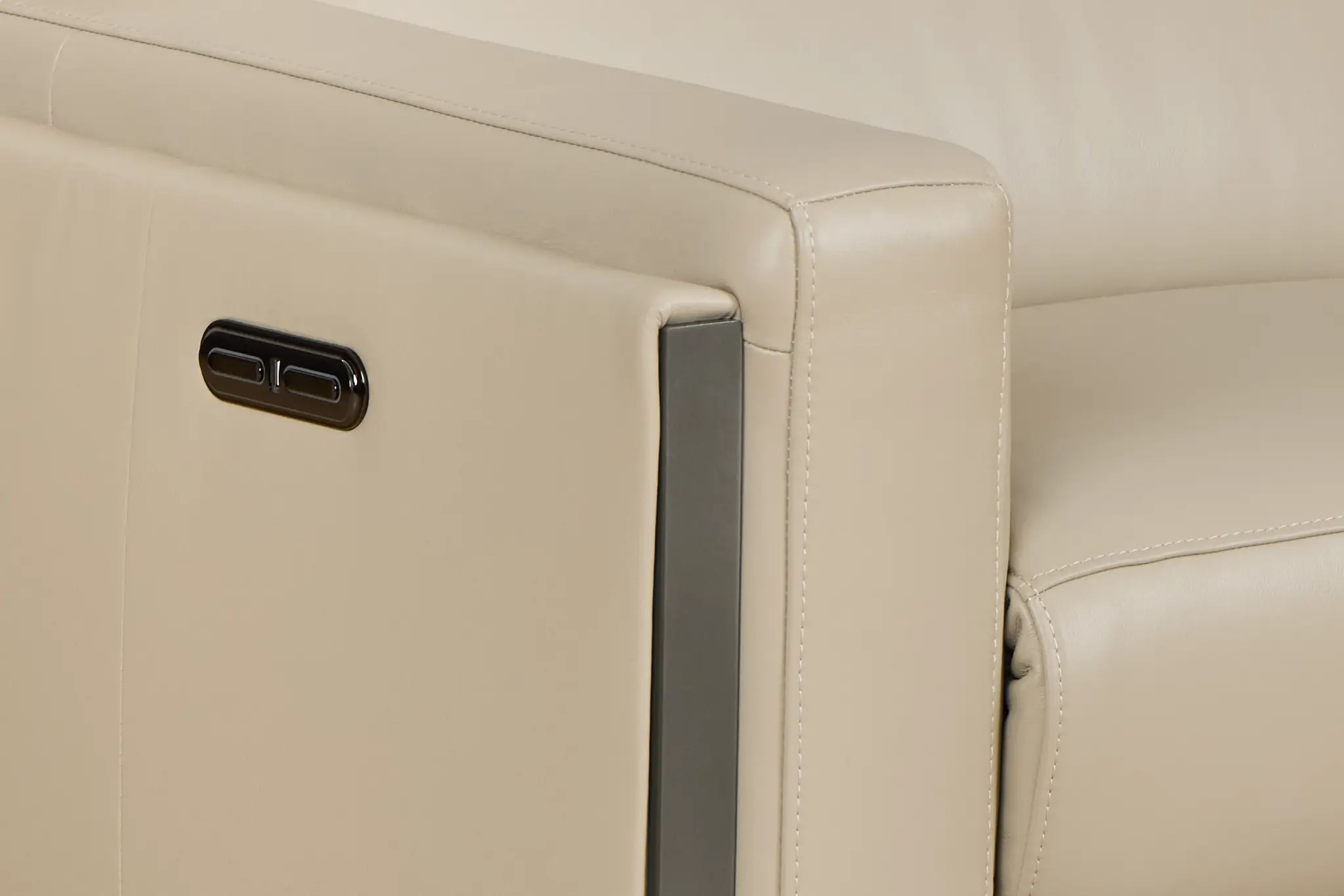 Atlas Taupe Lthr/vinyl Right Chaise Power Reclining Sectional Atlas Taupe Lthr/vinyl Right Chaise Power Reclining Sectional