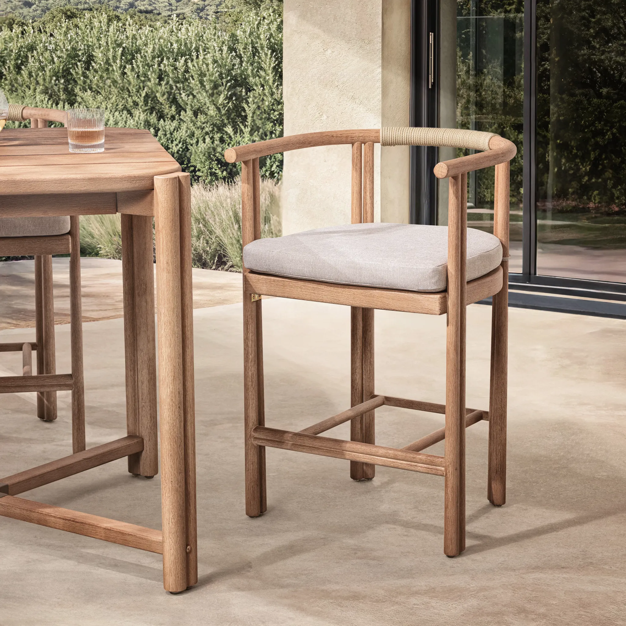 Leo Light Tone Uph 24" Barstool