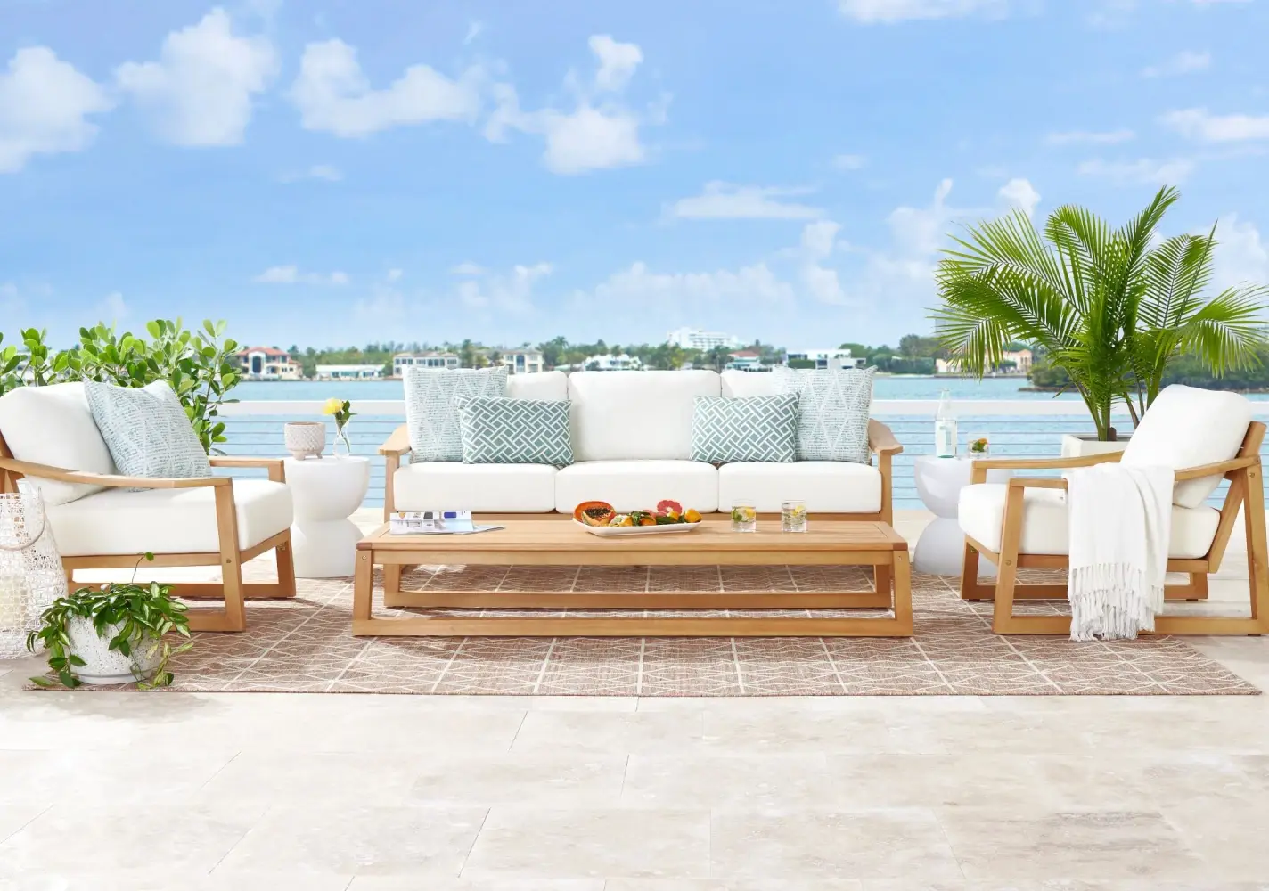 How to Choose Outdoor Furniture