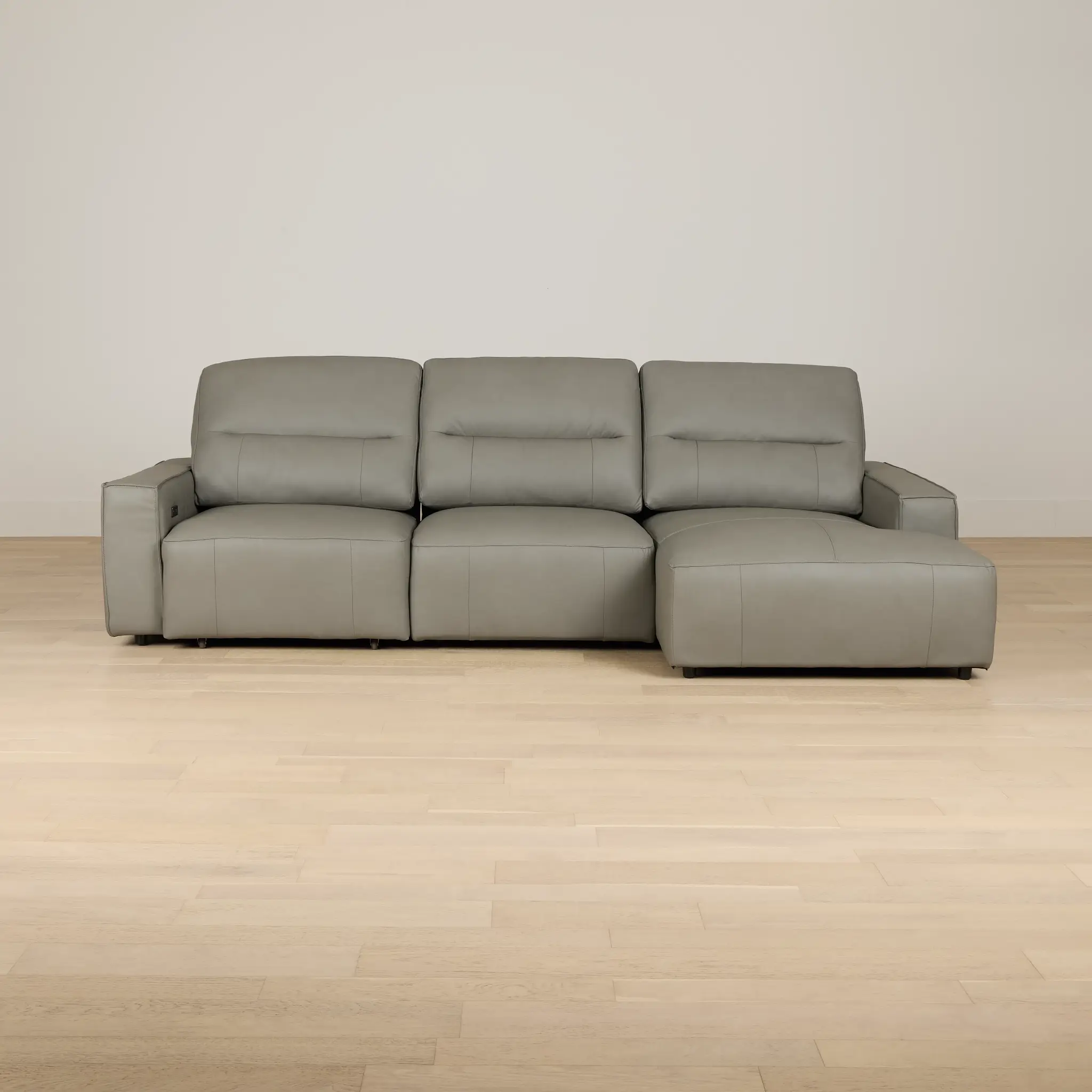 Rudy Gray Lthr/vinyl Right Power Extension Chaise Sectional Rudy Gray Lthr/vinyl Right Power Extension Chaise Sectional