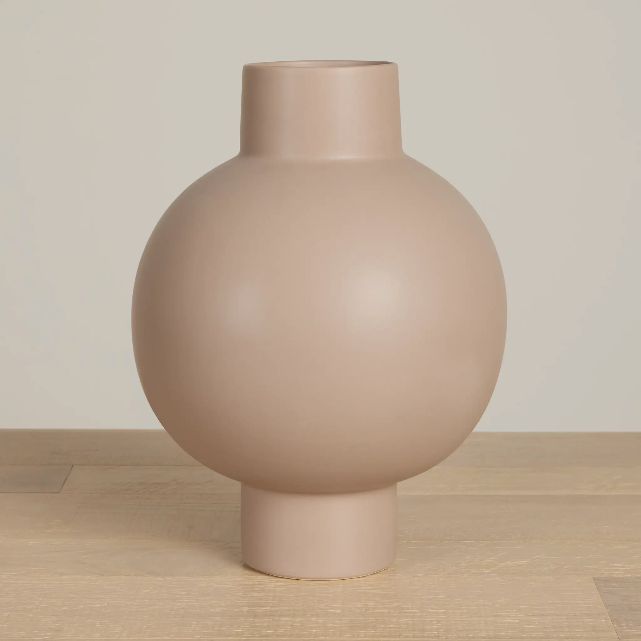 Doni Light Beige Large Vase Doni Light Beige Large Vase