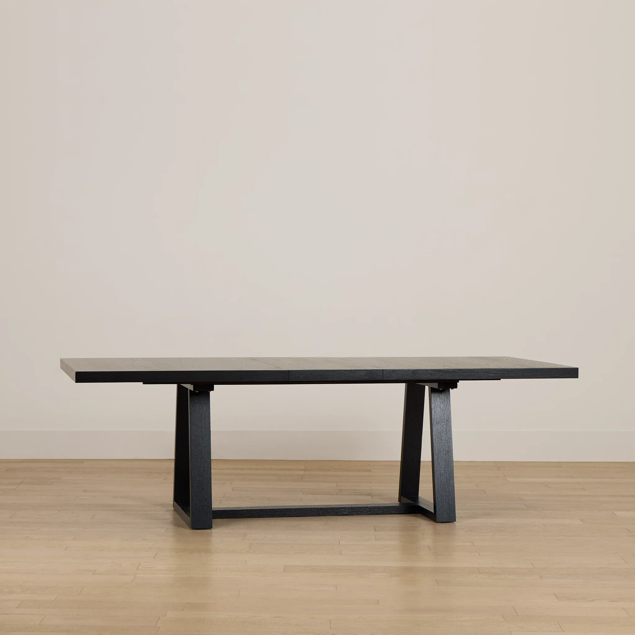 Williamsburg Black Extension Rectangular Table