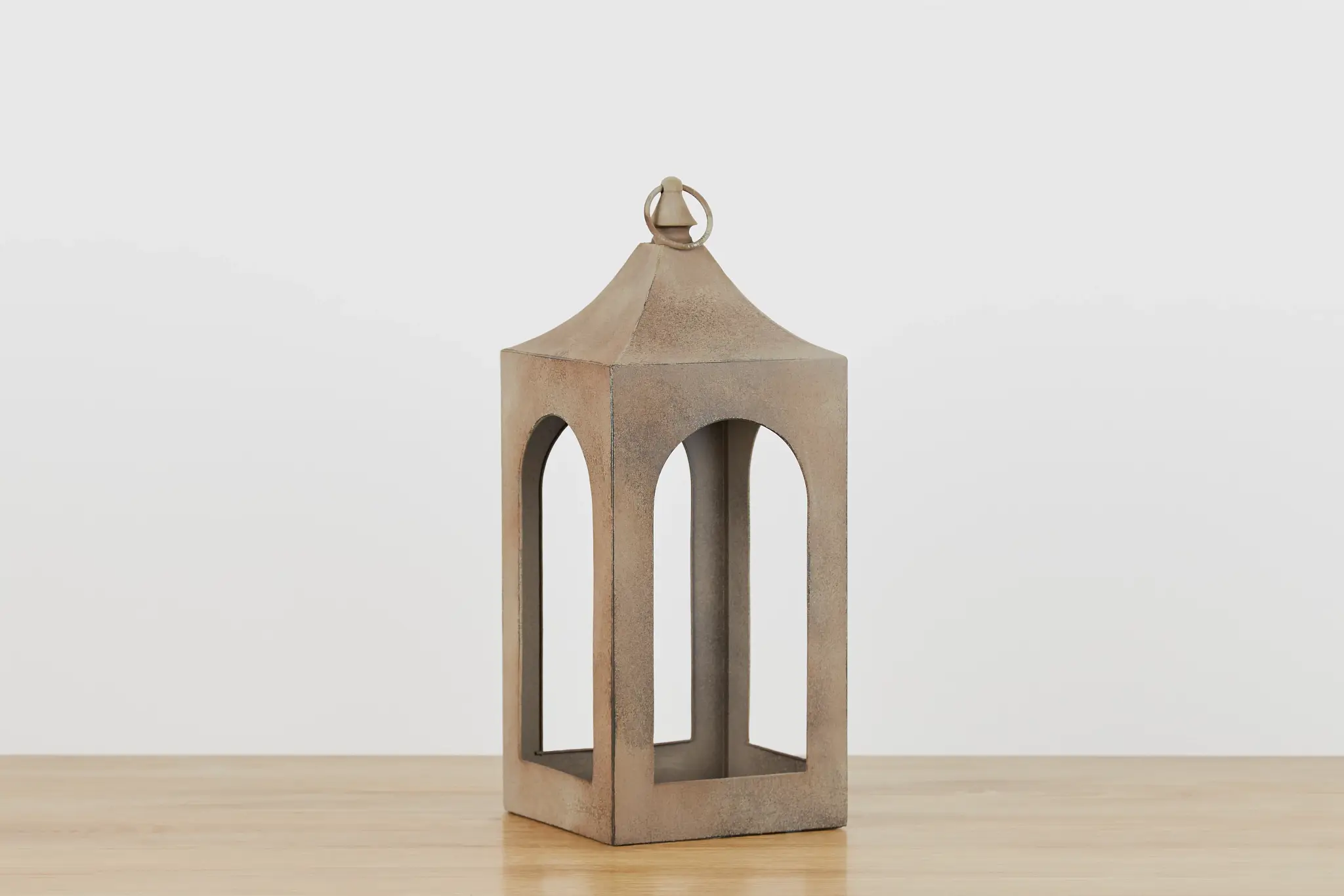 Boston Metal Medium Lantern Boston Metal Medium Lantern