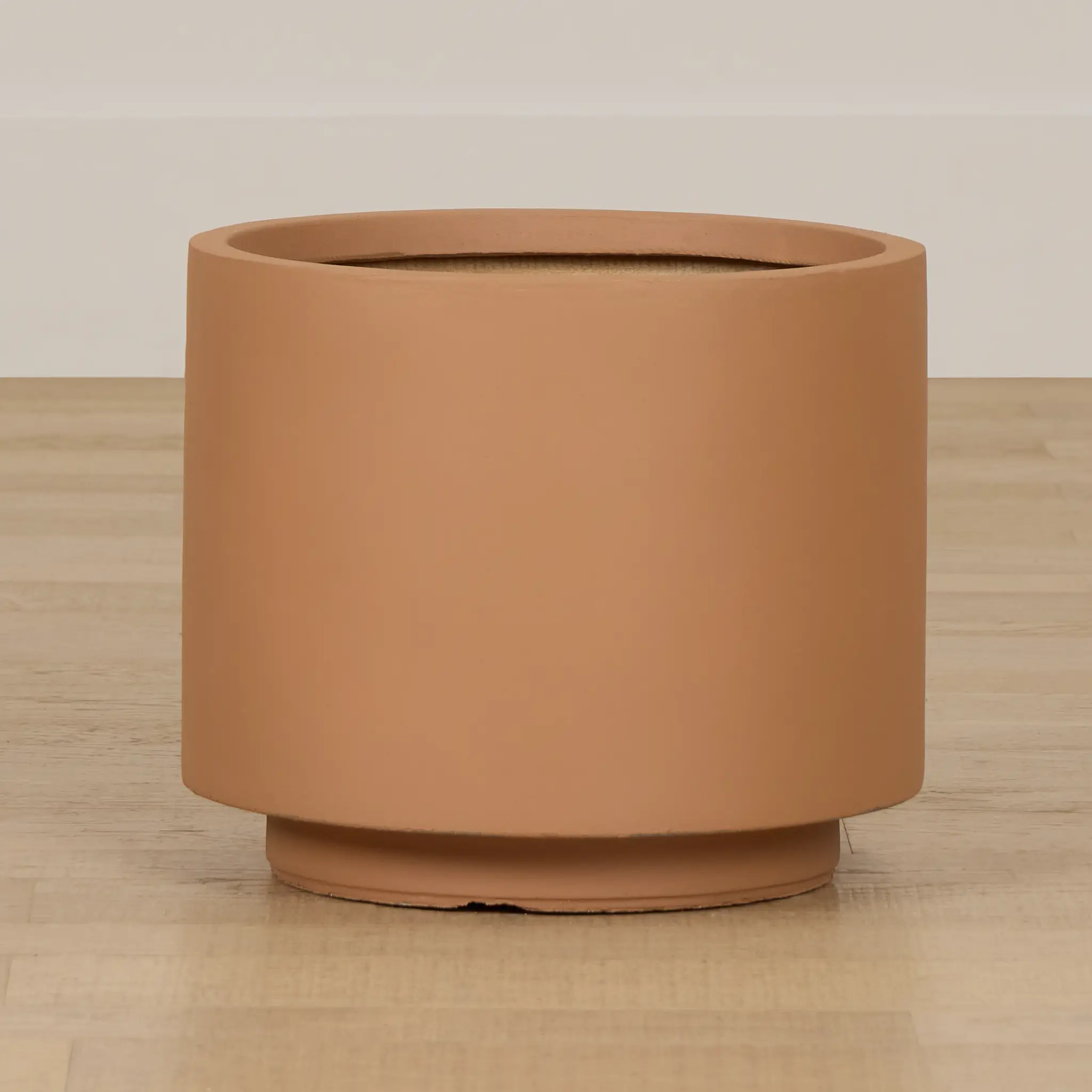 Sakira Brown Small Planter Sakira Brown Small Planter