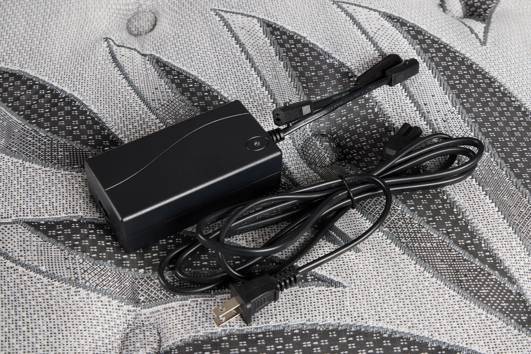 Sealy Posturepedic Plus Exuberant Ii 15" Ultra Plsh Ergo Smart Adjustable Mattress Set