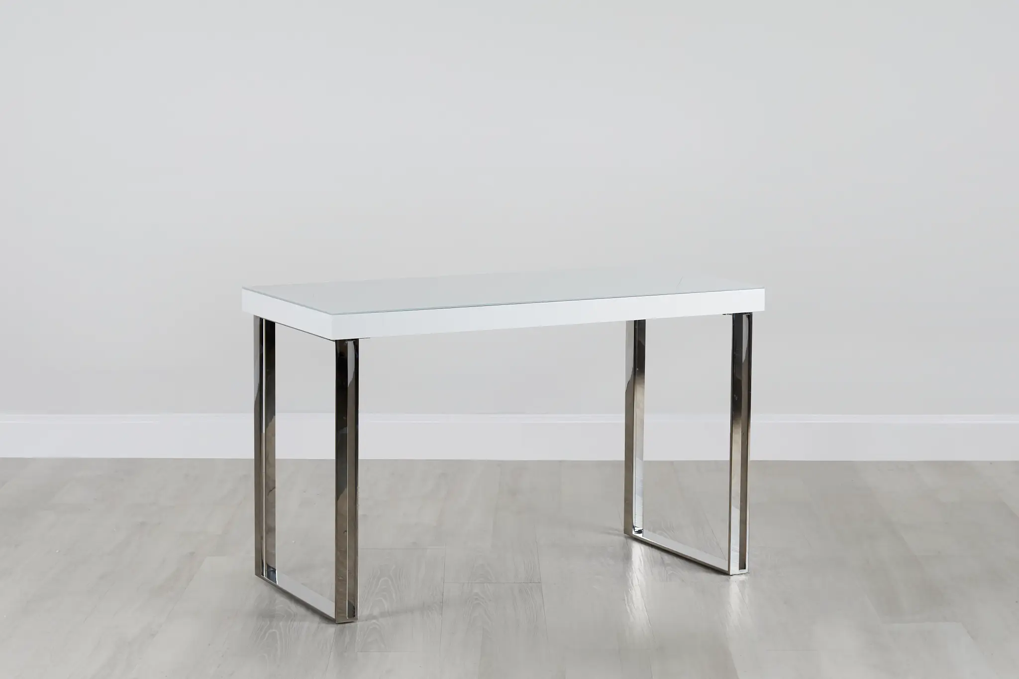 Axel White Desk Axel White Desk