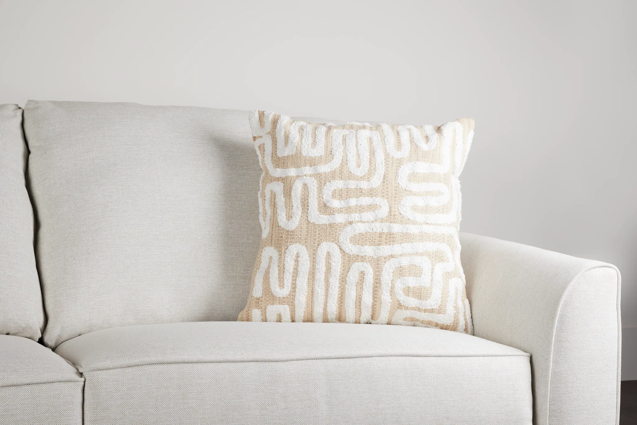 Benji Ivory 20" Accent Pillow