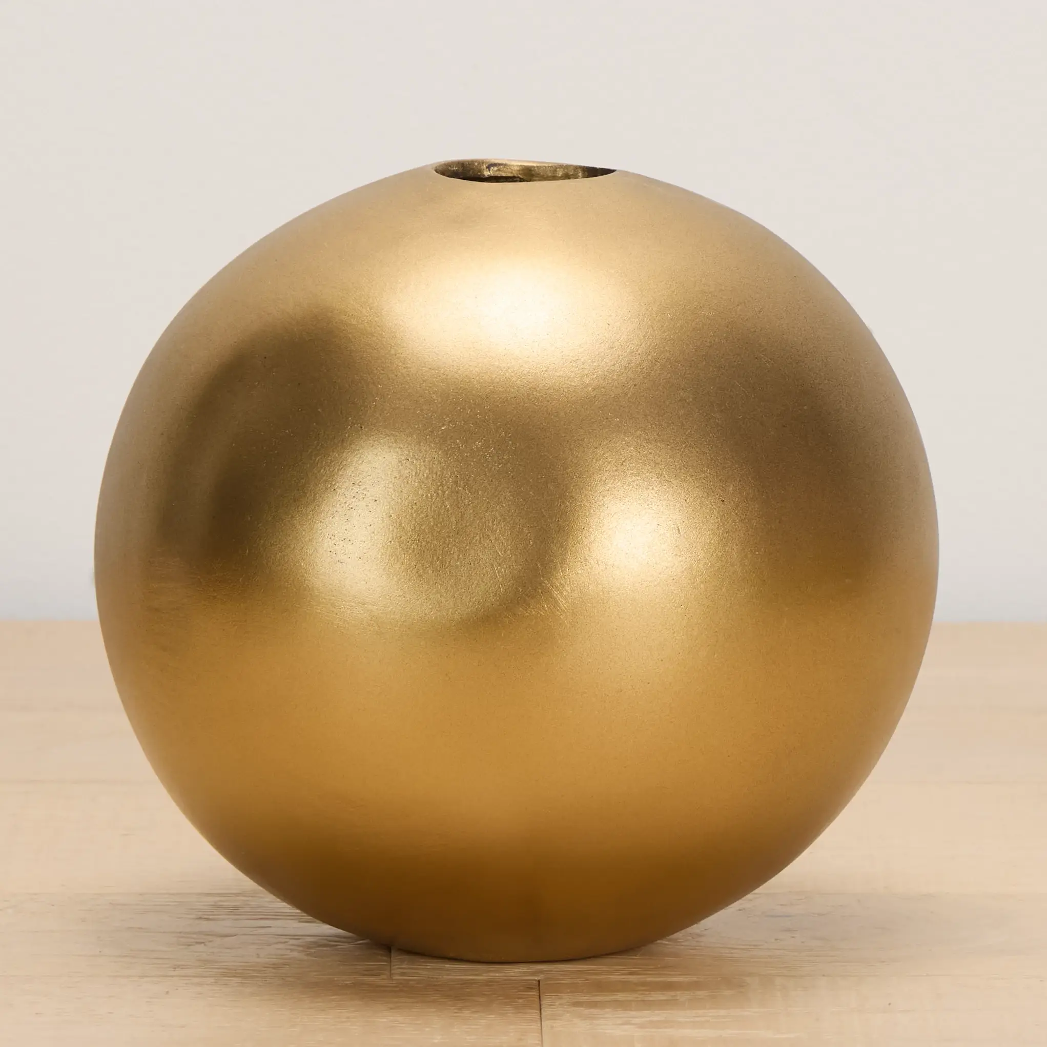 Winstin Gold Vase Winstin Gold Vase