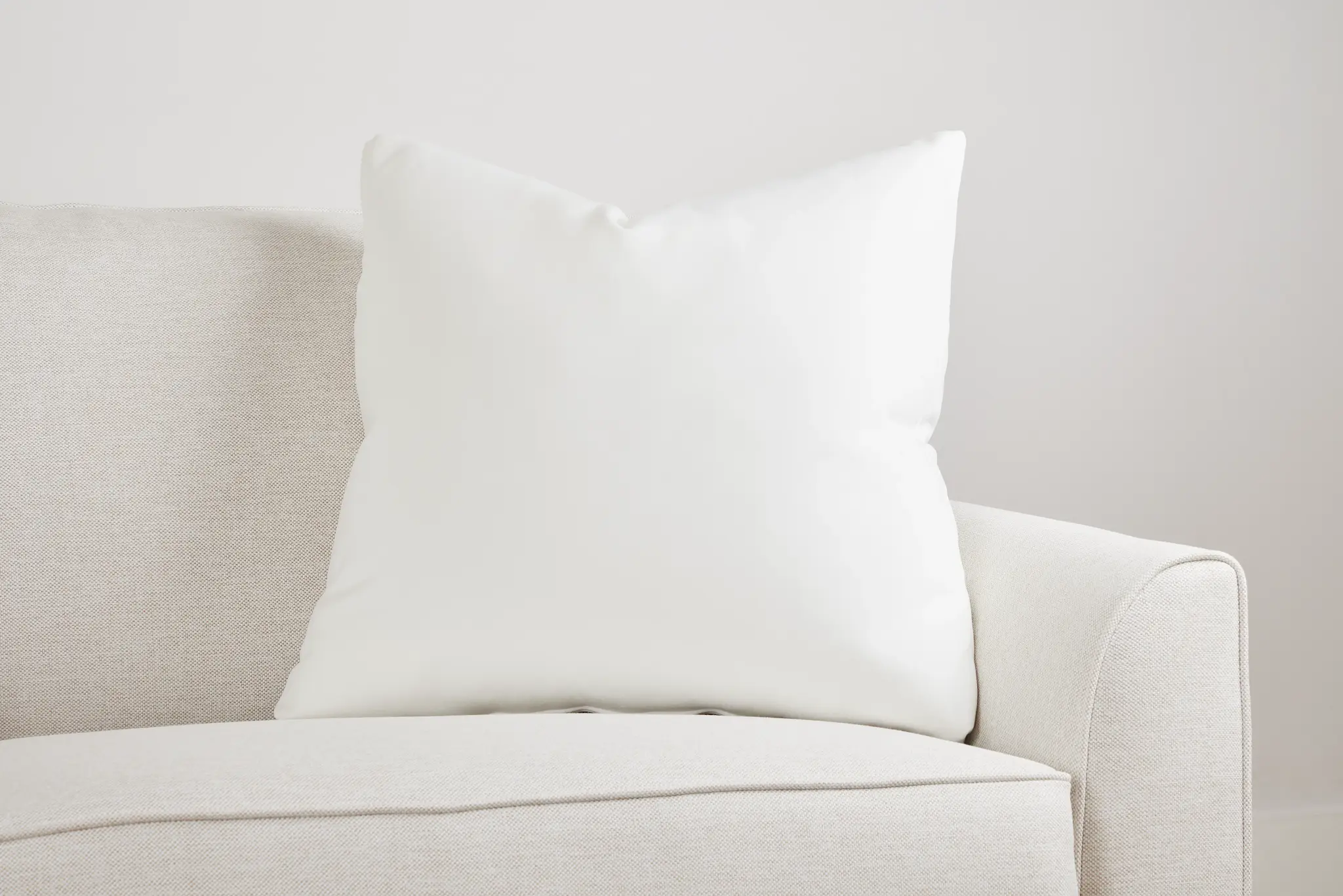 Reign White 24" Accent Pillow Reign White 24" Accent Pillow