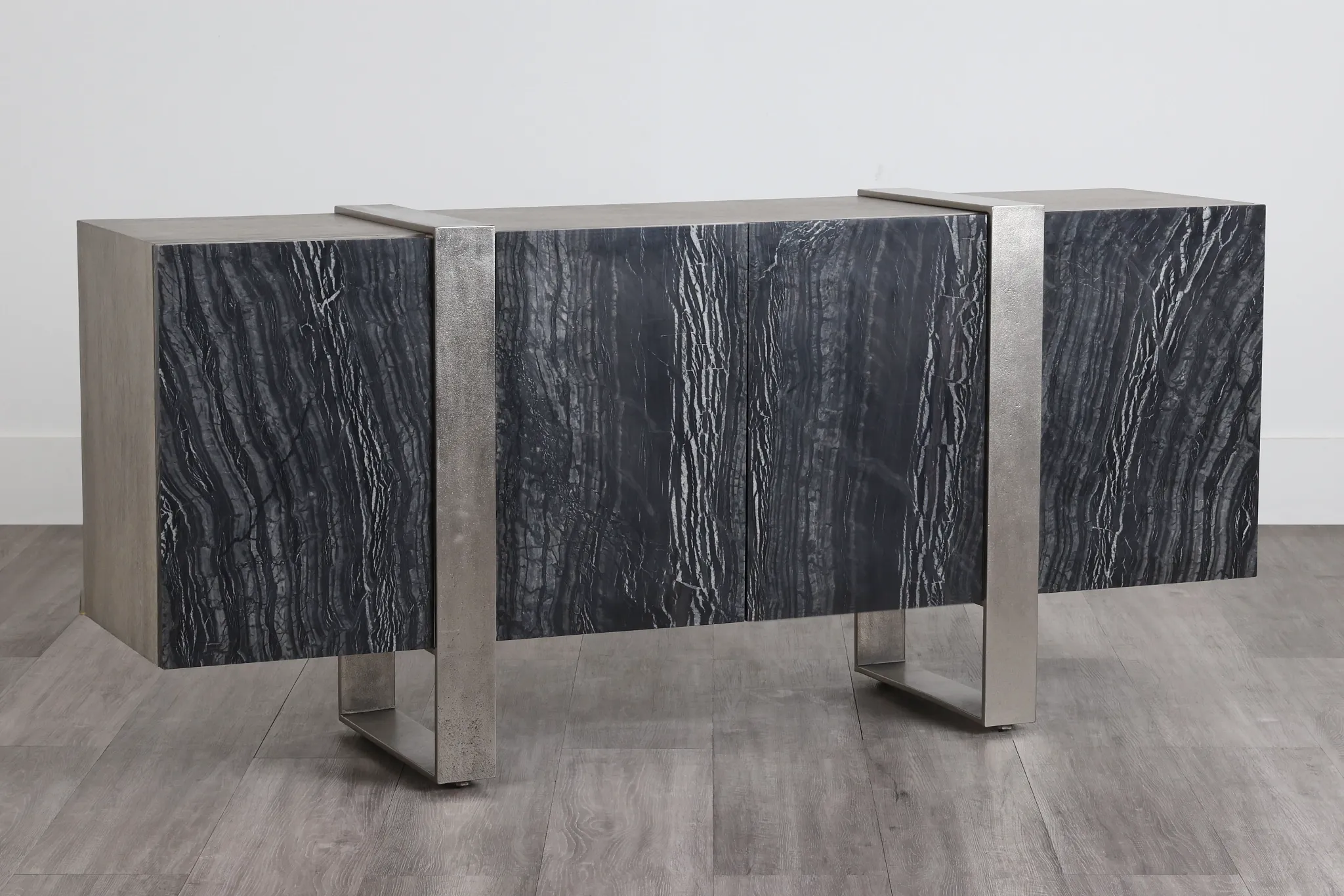 Linea Marble Server