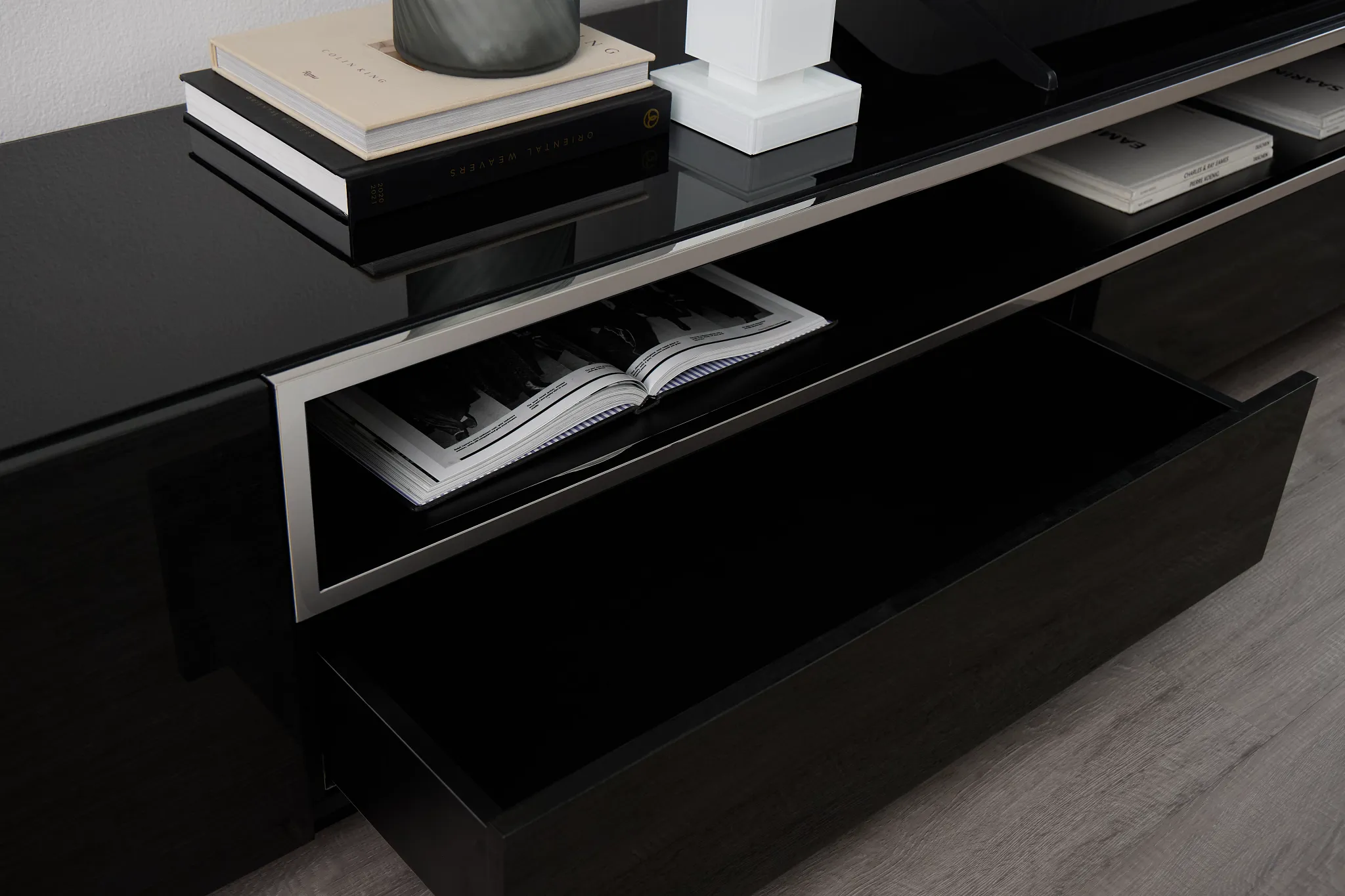 Vancouver Dark Tone 134" 6-piece Right Modular Entertainment Wall