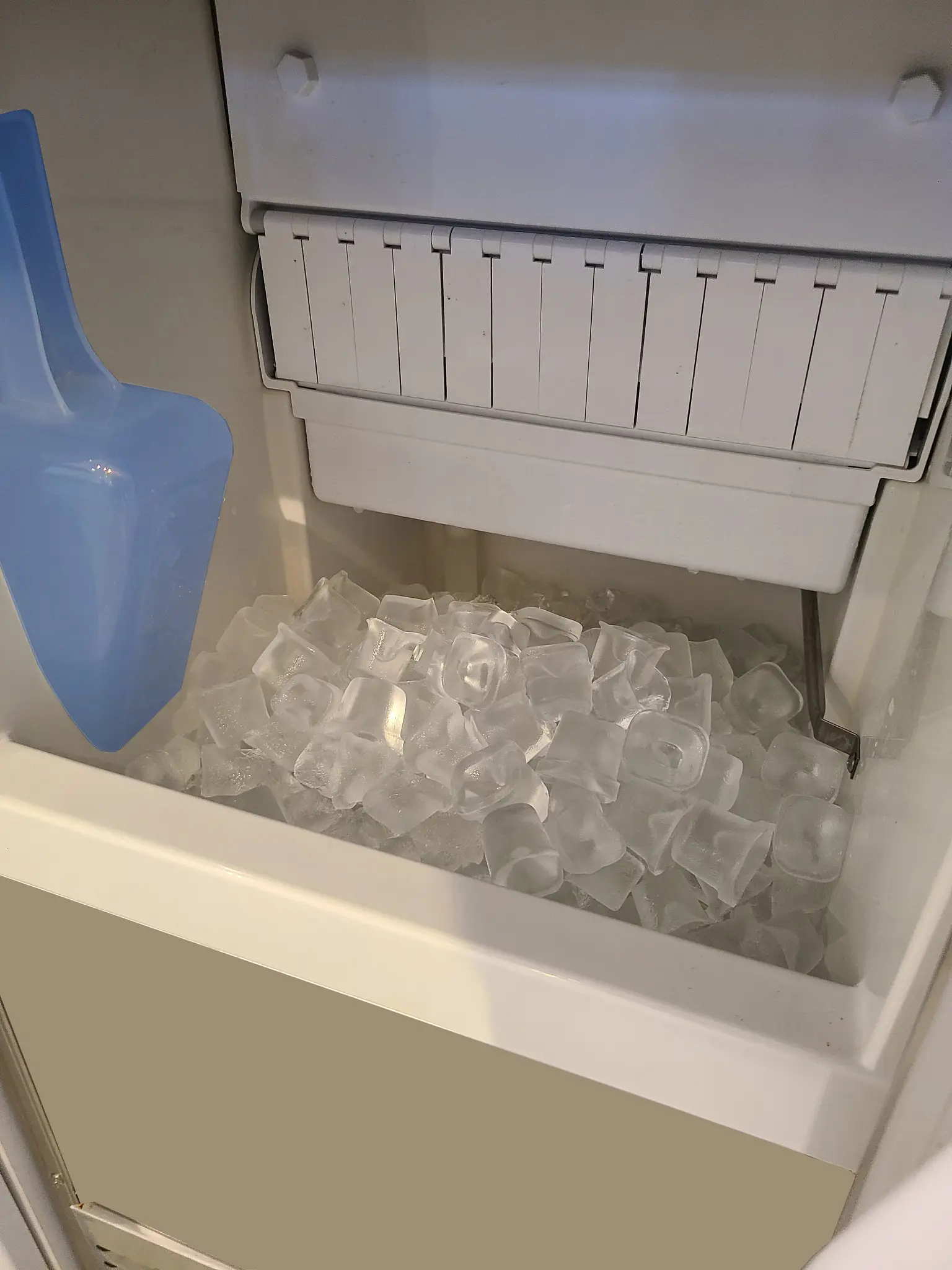 Xo Appliance 15 Series Gourmet Ice Maker Stainless Steel Rvrbl Door Specialty Refrigerator Xo Appliance 15 Series Gourmet Ice Maker Stainless Steel Rvrbl Door Specialty Refrigerator