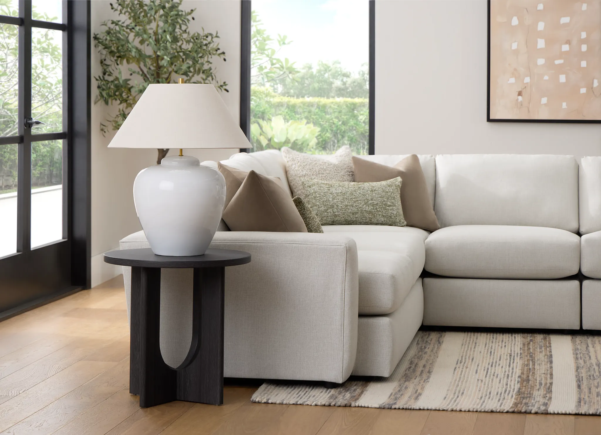 Lyndie Black Round End Table