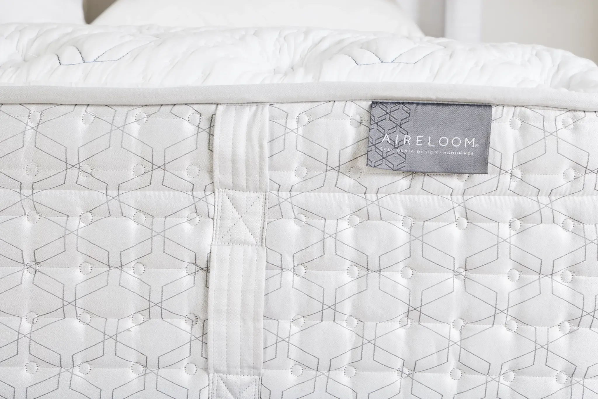 Aireloom Timeless Odyssey Streamline Luxury Firm 14.5" Mattress Aireloom Timeless Odyssey Streamline Luxury Firm 14.5" Mattress