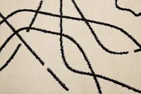Bennie White 5x7 Area Rug