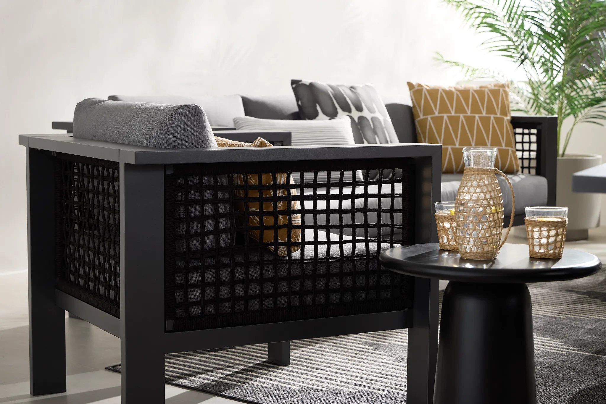 Sunrise Dark Gray Chair