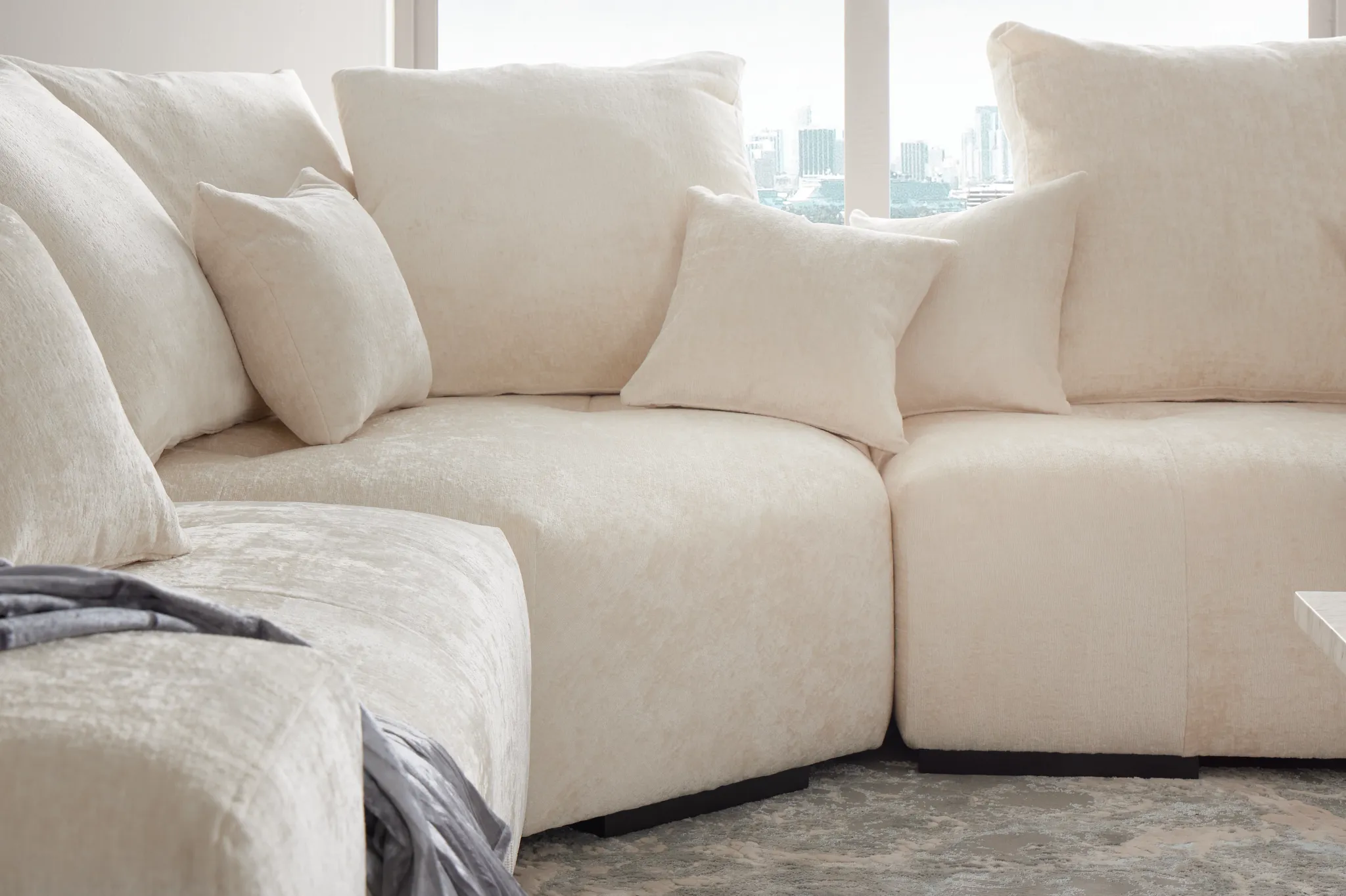 Skylar White Fabric Medium Right Chaise Sectional