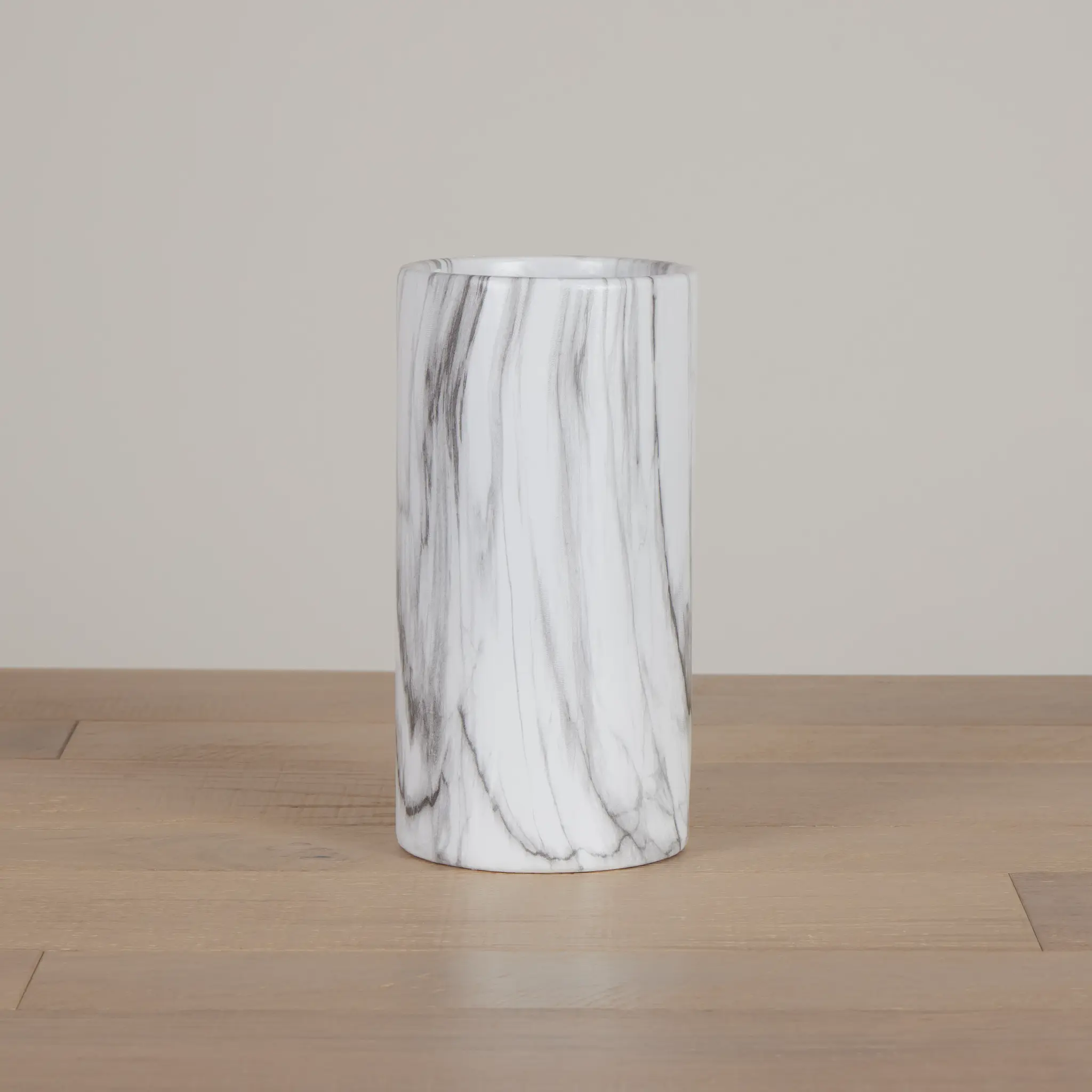 Nerissa Ivory Large Vase Nerissa Ivory Large Vase