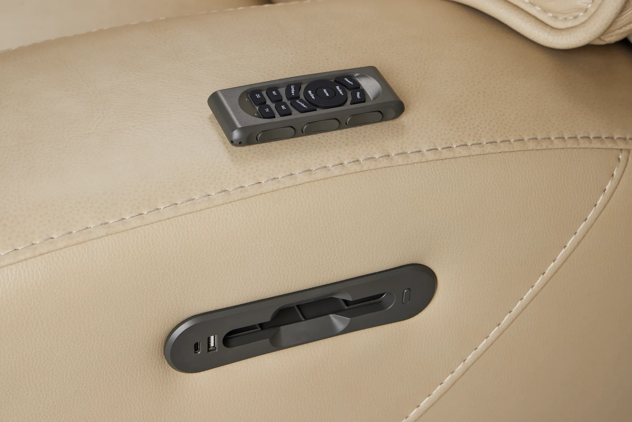 Casey Light Beige Lthr/vinyl Medium Triple Power 2-arm Sectional