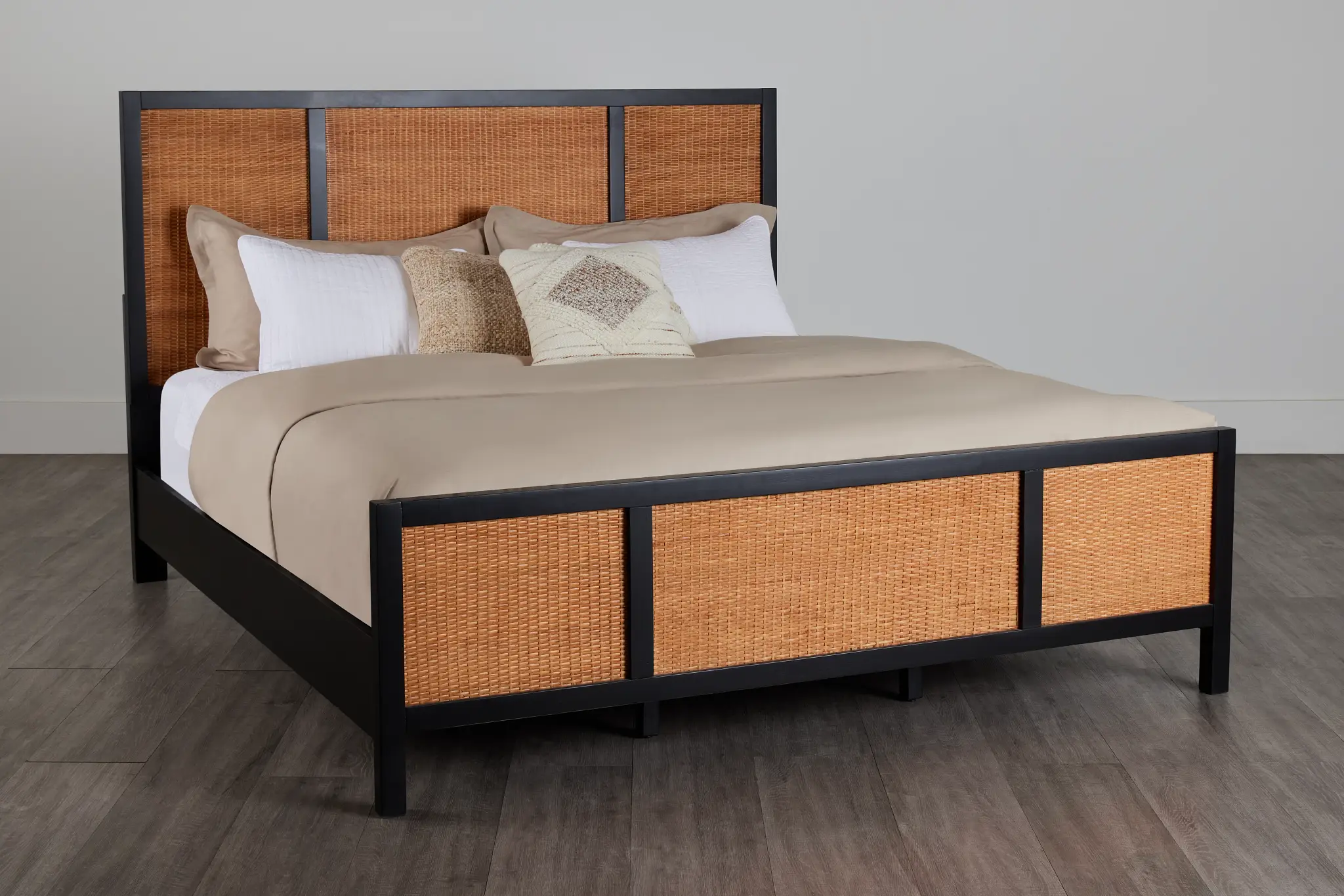 Venice Black Woven Panel Bed Venice Black Woven Panel Bed