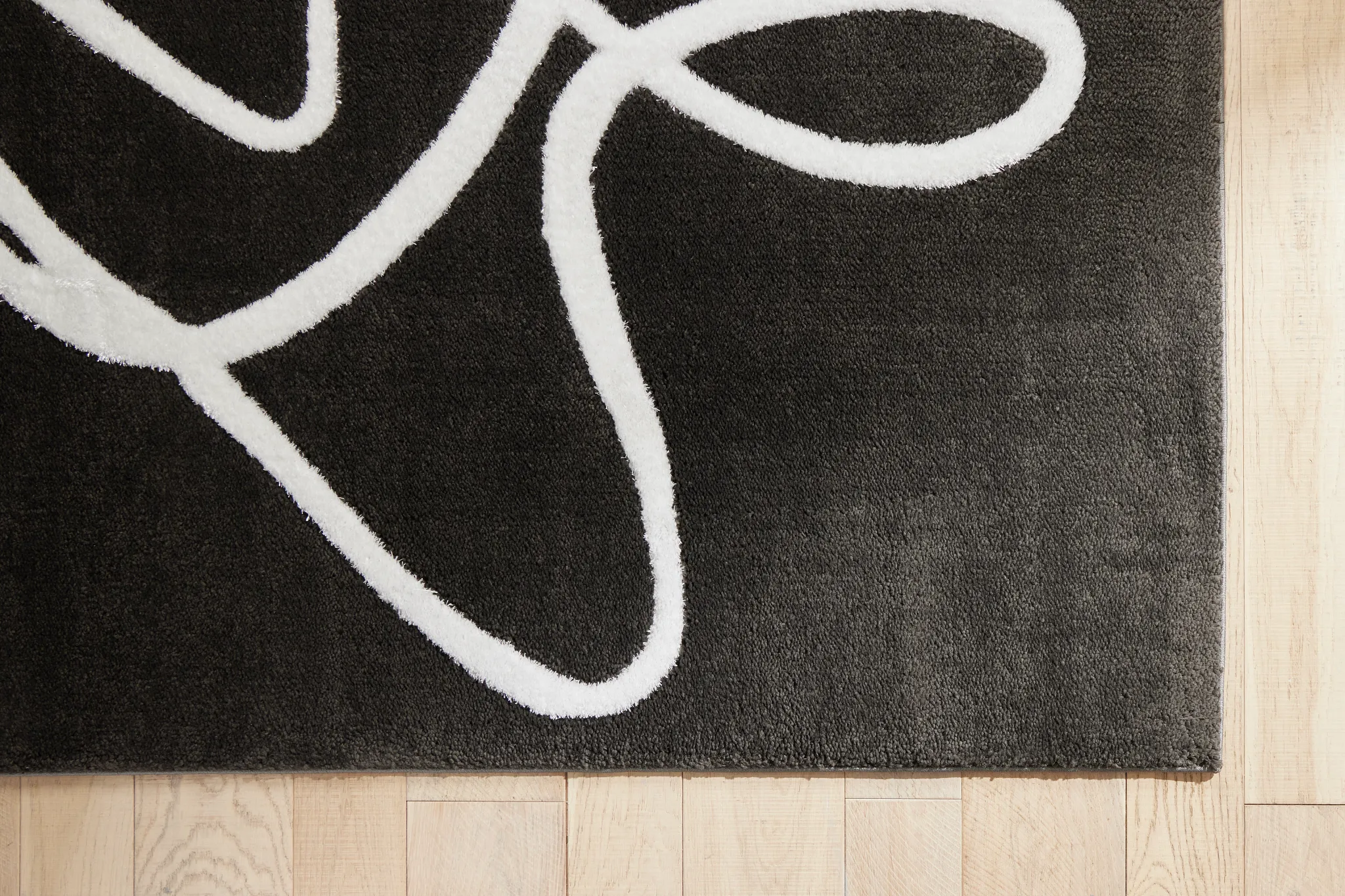 Mimi Dark Gray 8x10 Area Rug