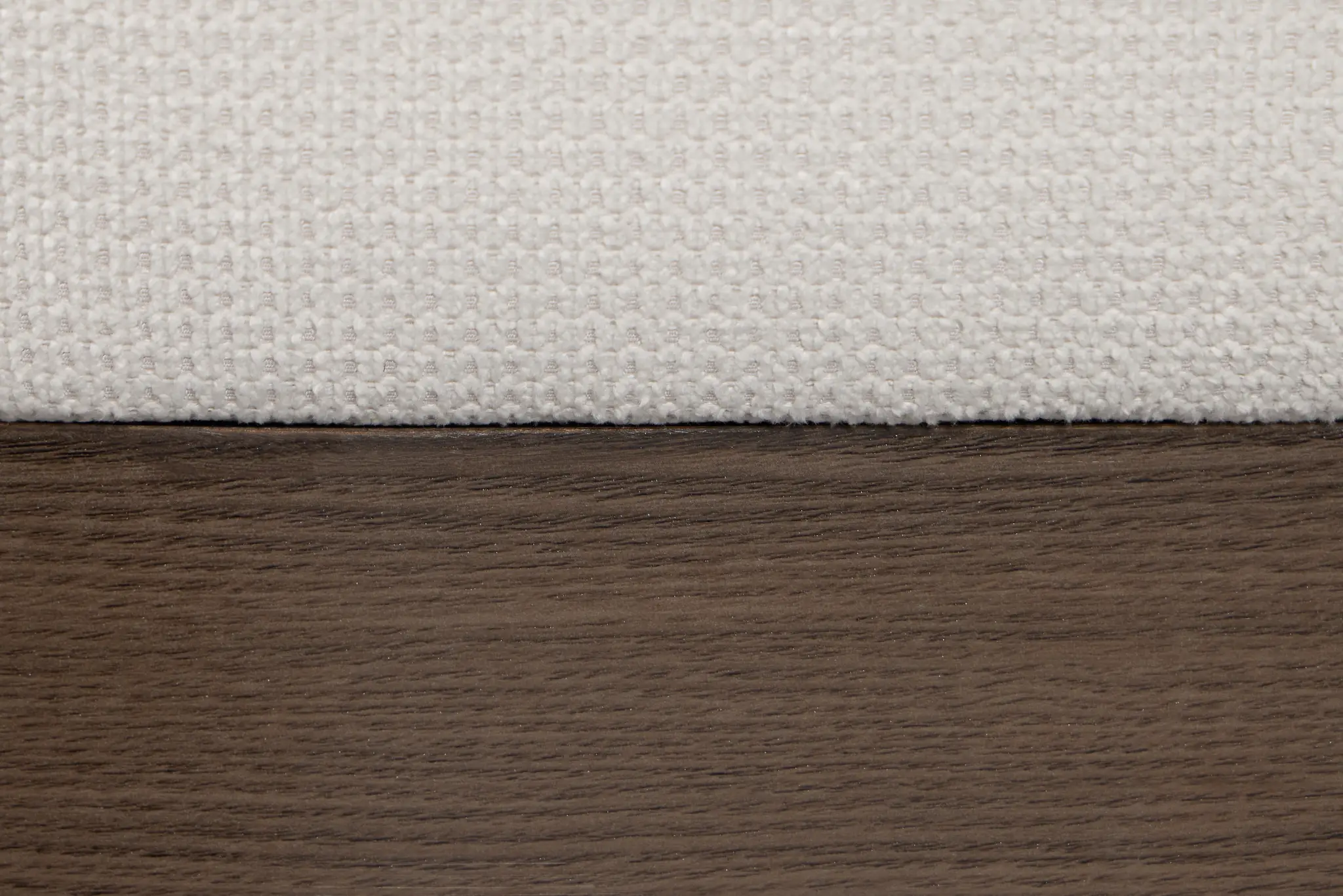 Camden Two-tone Round Table Camden Two-tone Round Table