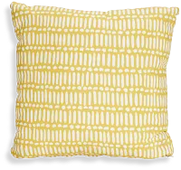 Deja Yellow 20" Indoor/outdoor Accent Pillow