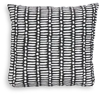 Deja Black 18" Indoor/outdoor Accent Pillow