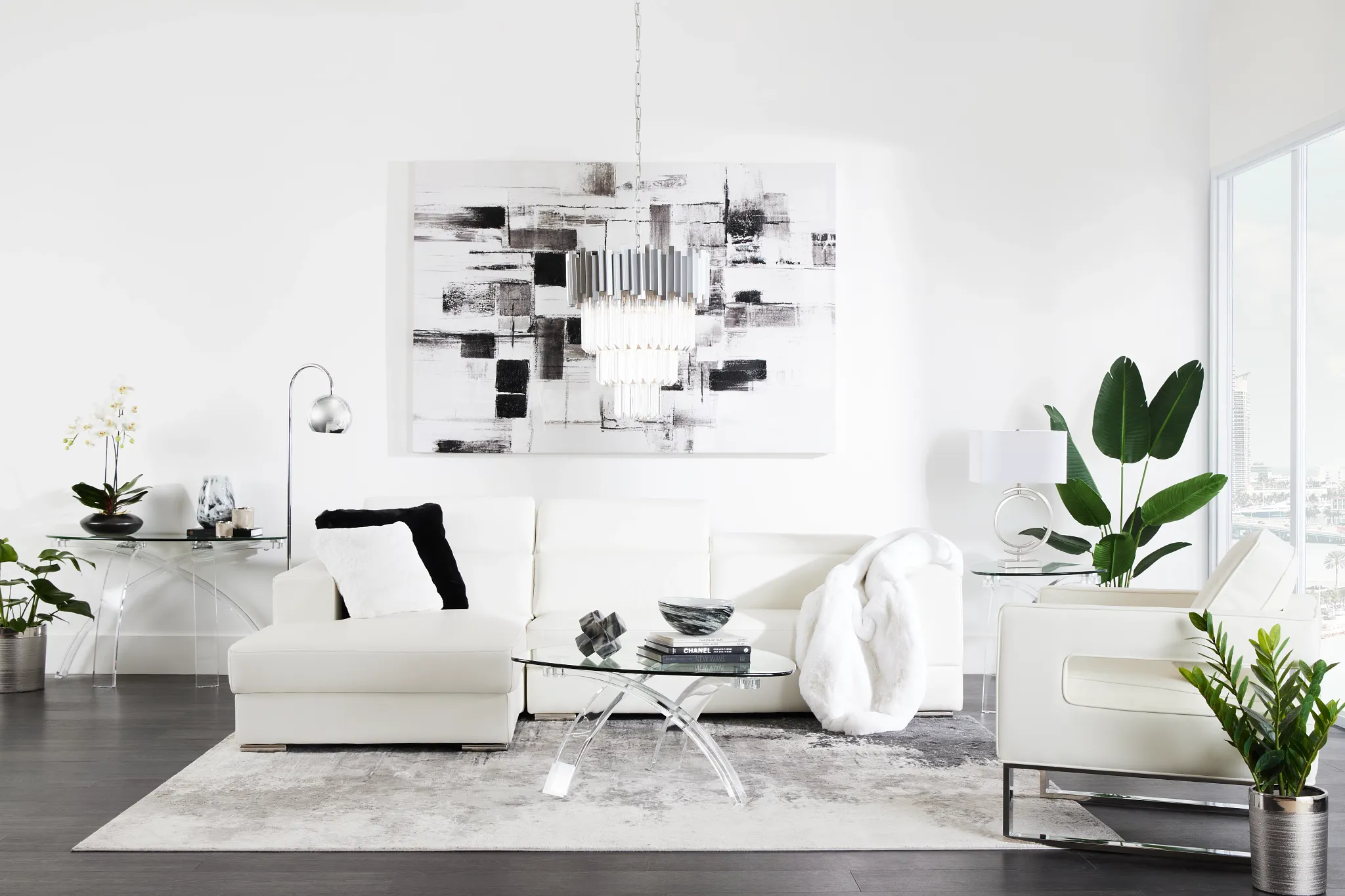 Circle Metal Table Lamp