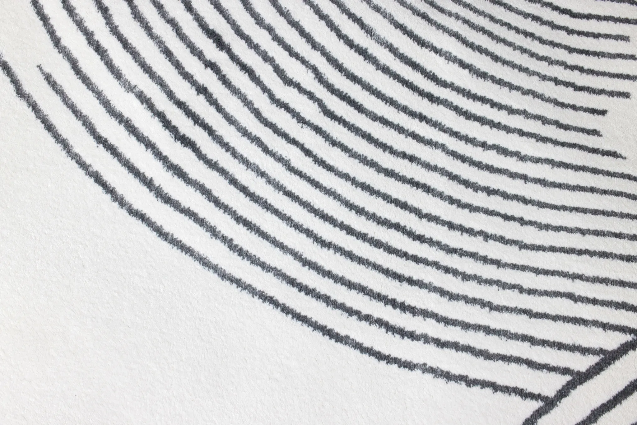 Rugato Ivory 5x8 Area Rug