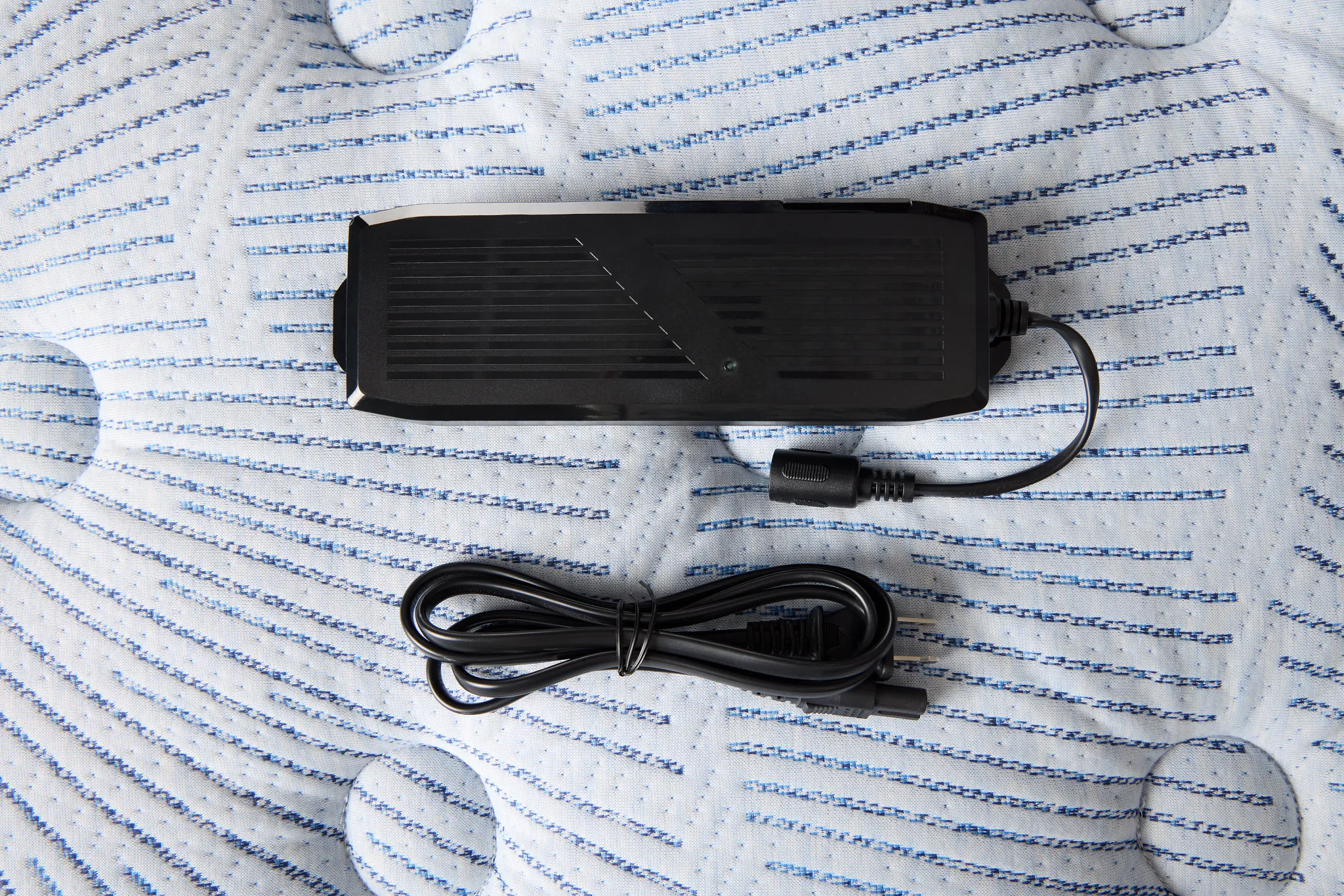 Serta Perfect Sleeper Blue Lagoon Nights Plush Deluxe Adjustable Mattress Set