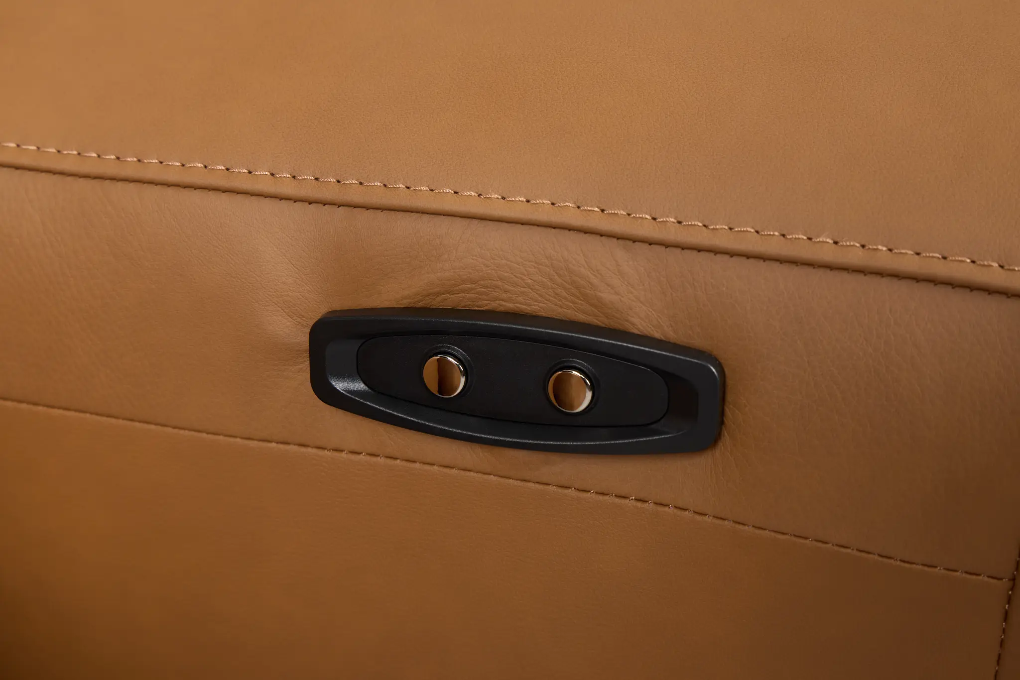 Rudy Brown Lthr/vinyl Large Dual Power Left Exentsion Chaise Sectional Rudy Brown Lthr/vinyl Large Dual Power Left Exentsion Chaise Sectional