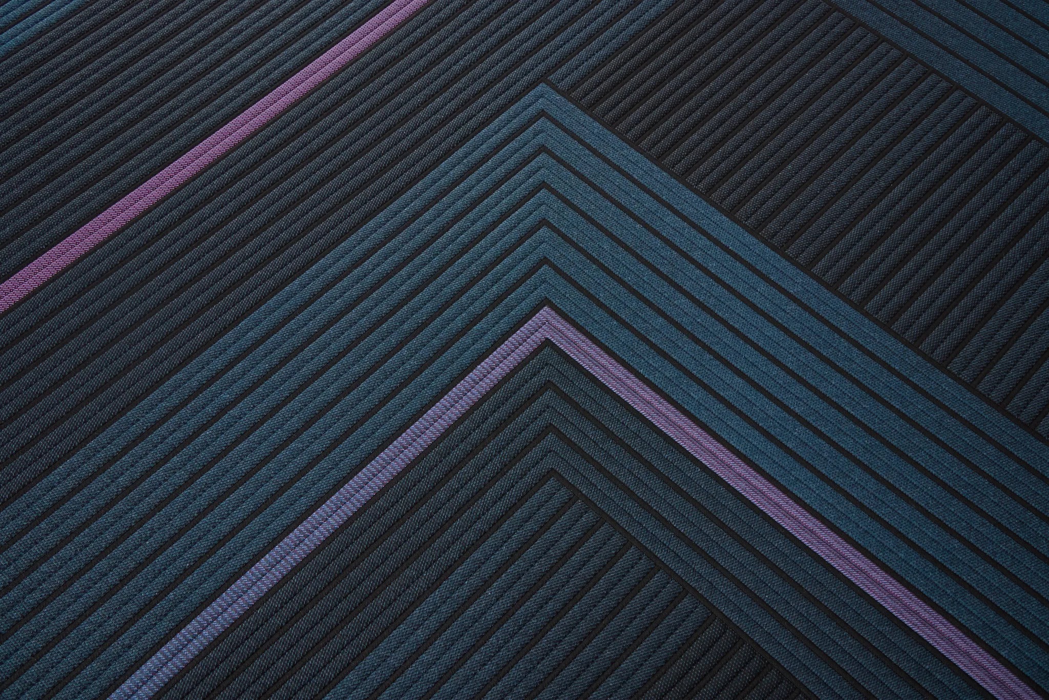 Beautyrest World Class Hybrid Level 3 13.25" Plush Hybrid Mattress