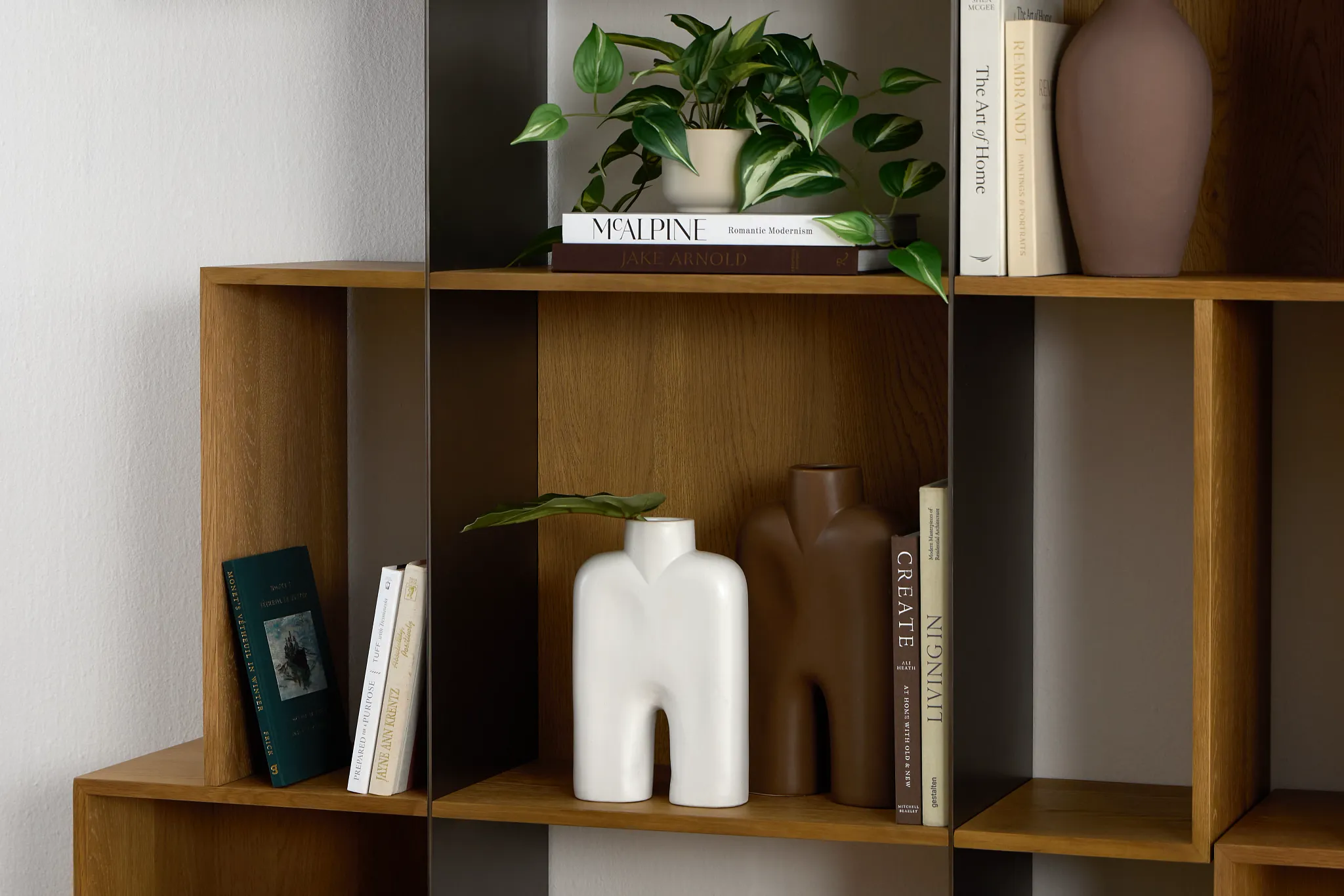 Gables Light Tone Etagere