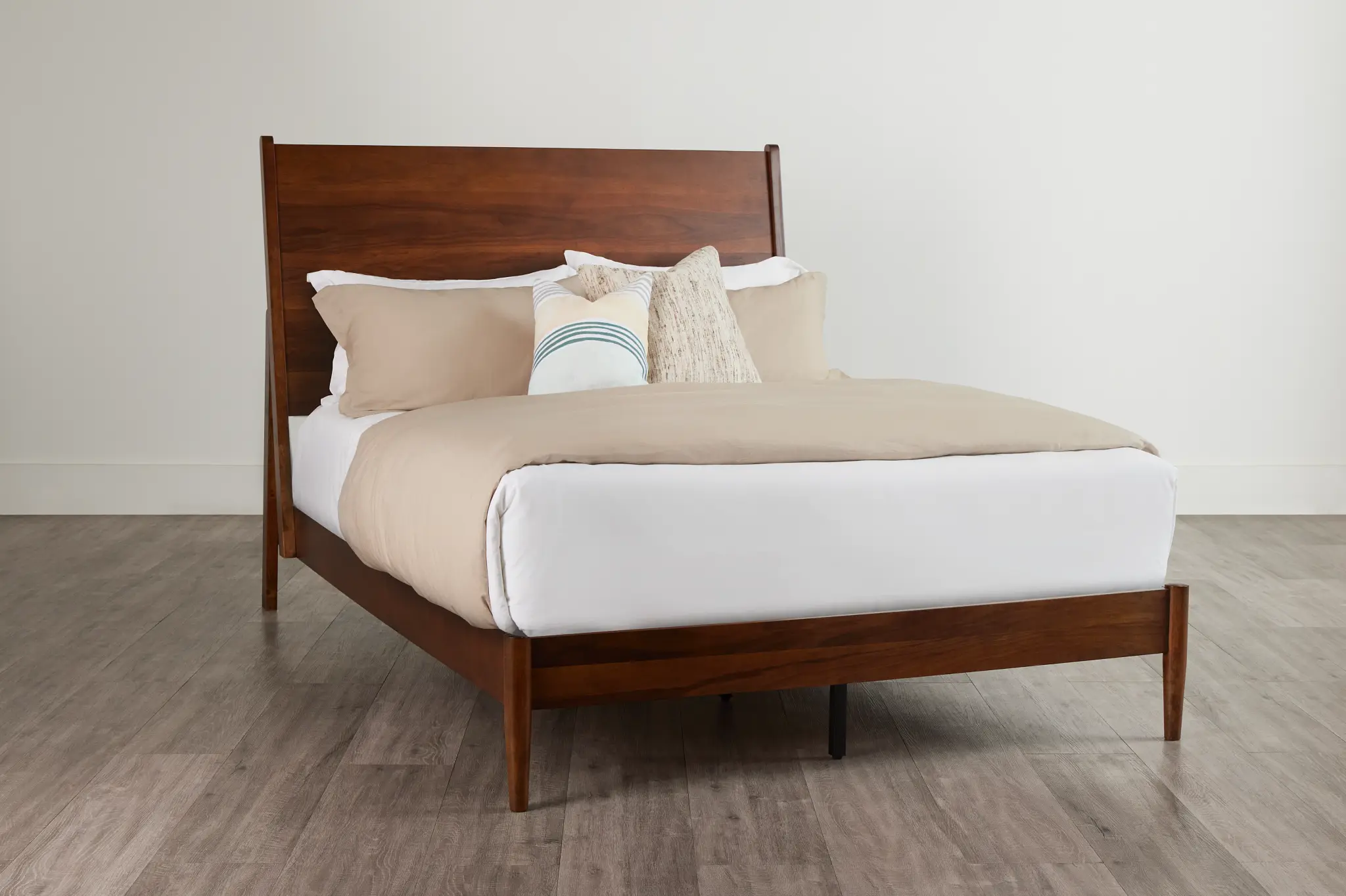 Palmdale Dark Tone Platform Bed Palmdale Dark Tone Platform Bed